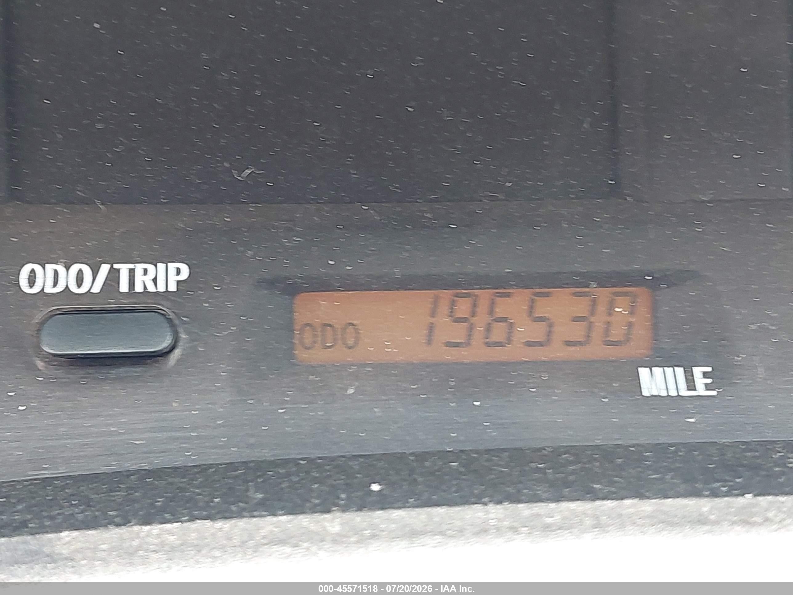 2000 Toyota Avalon Xls Silver vin: 4T1BF28B9YU056513