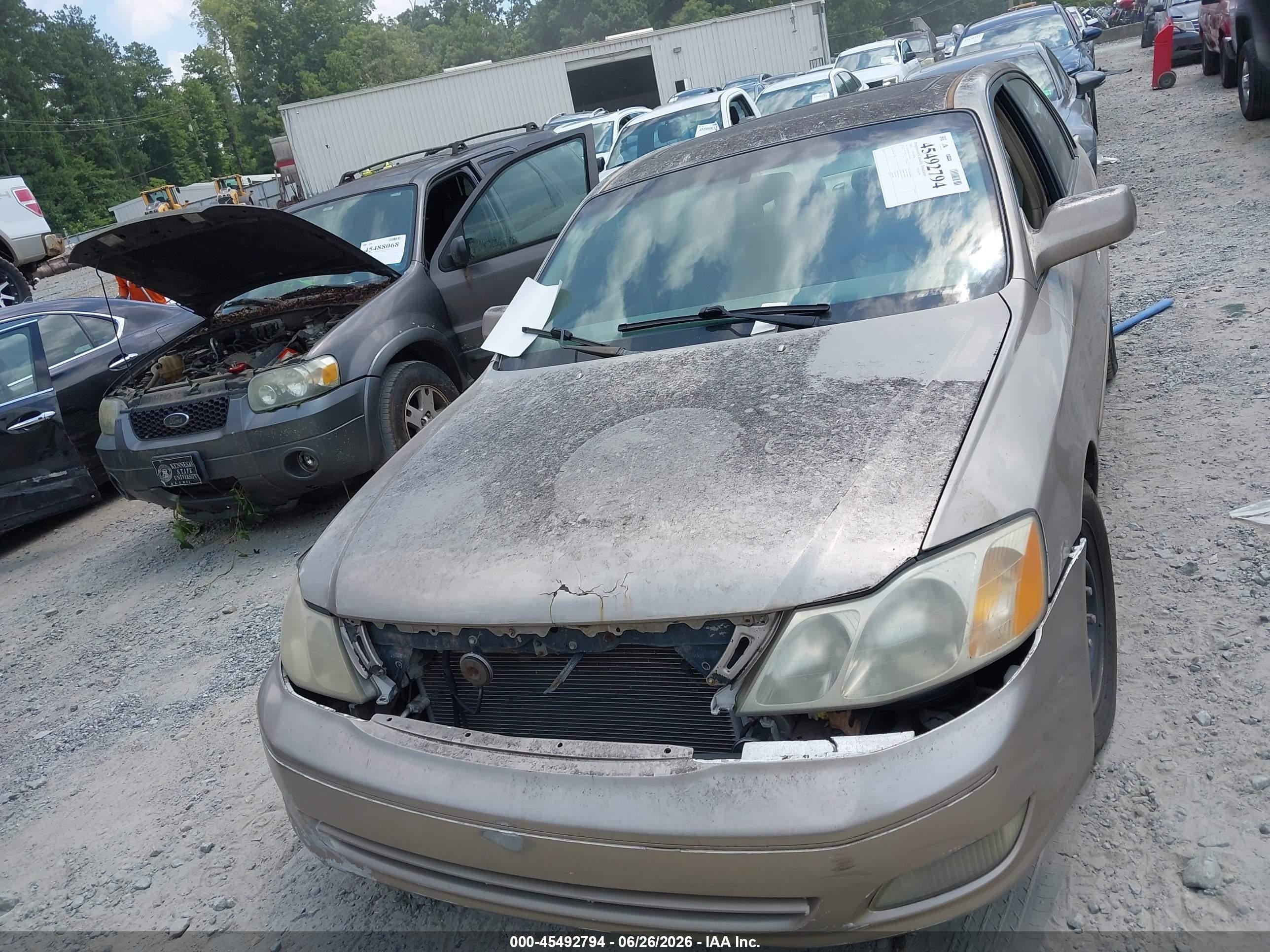 2000 Toyota Avalon Xls Tan vin: 4T1BF28B9YU070914