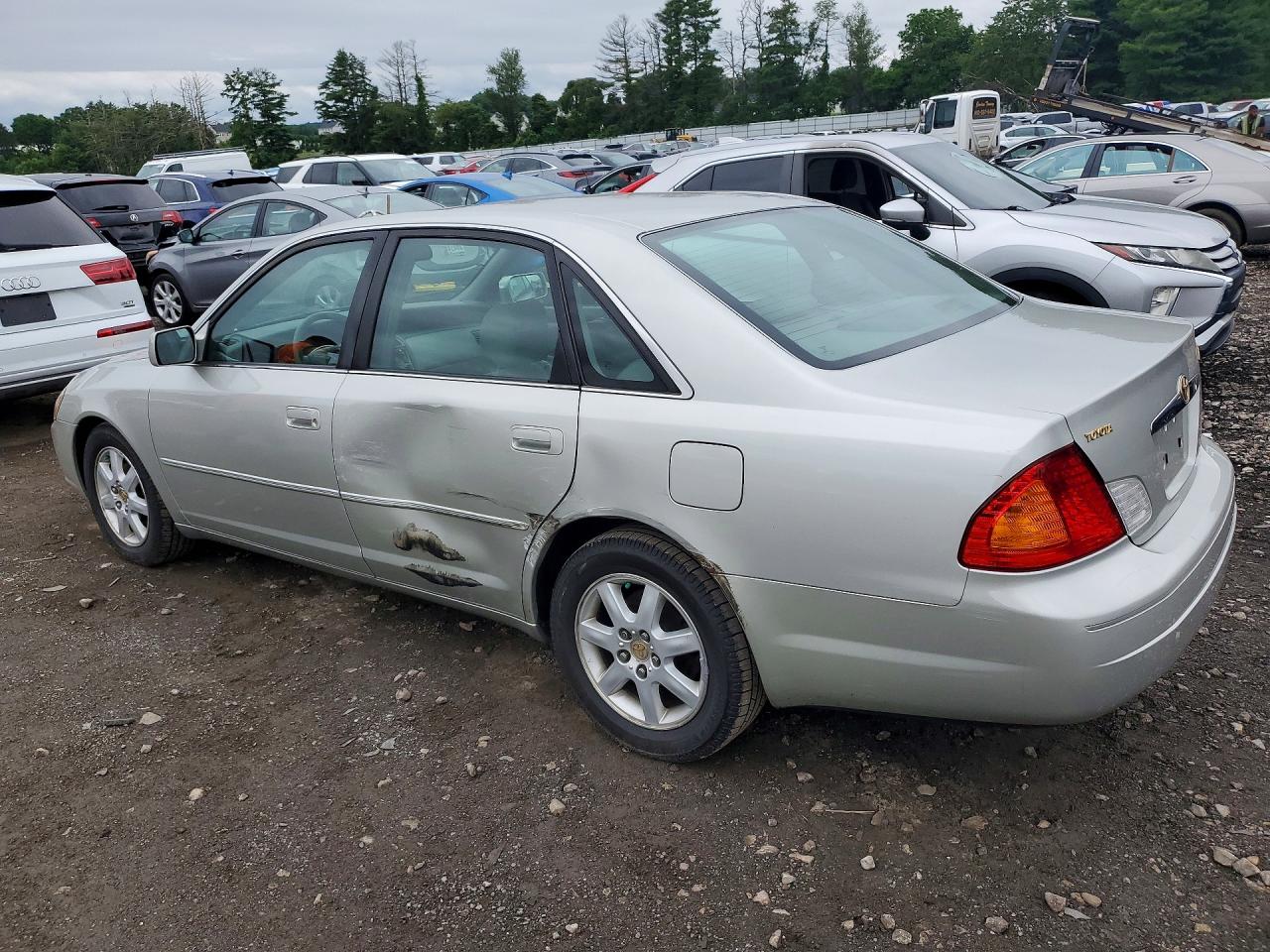 2002 Toyota Avalon Xl Серебряный vin: 4T1BF28BX2U201453