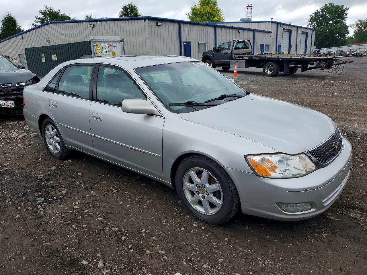 2002 Toyota Avalon Xl Серебряный vin: 4T1BF28BX2U201453