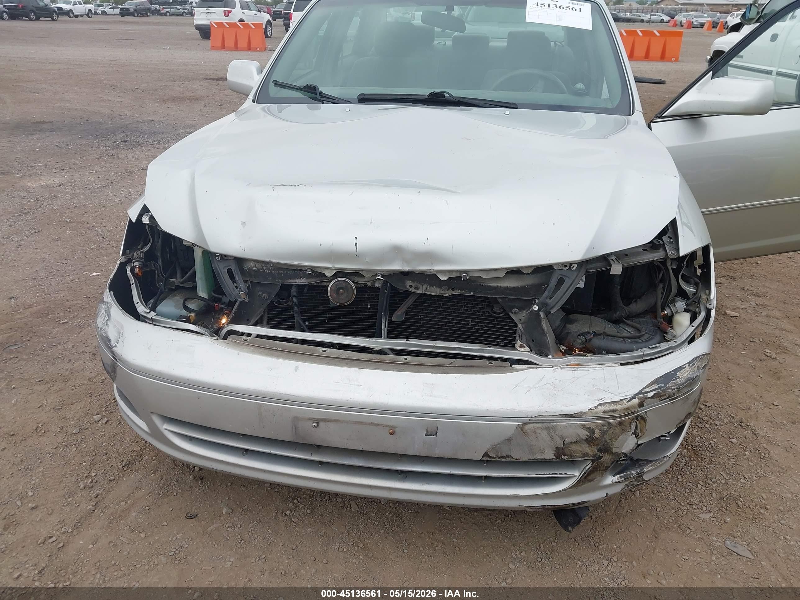 2002 Toyota Avalon Xl Silver vin: 4T1BF28BX2U240219