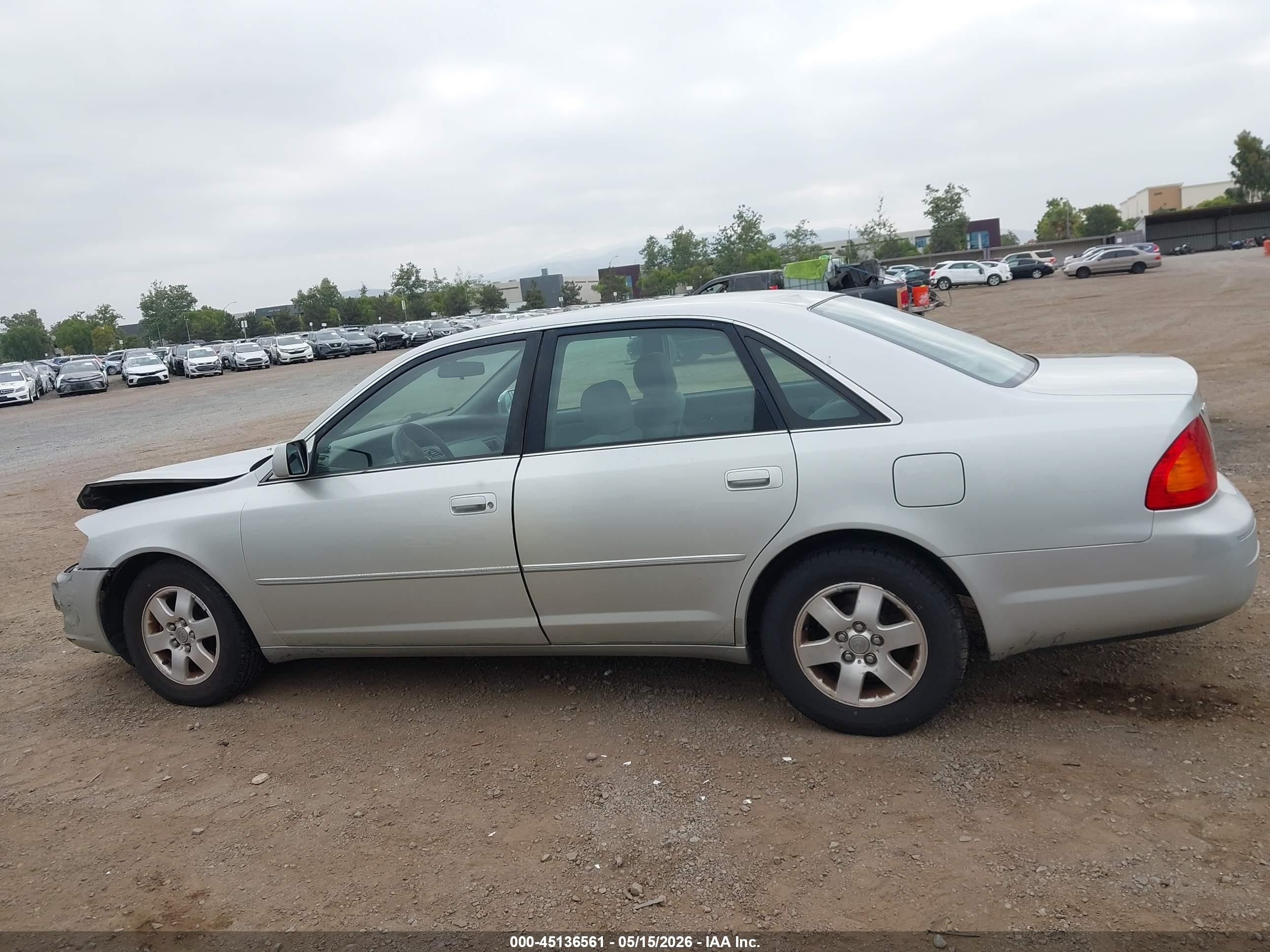 2002 Toyota Avalon Xl Silver vin: 4T1BF28BX2U240219