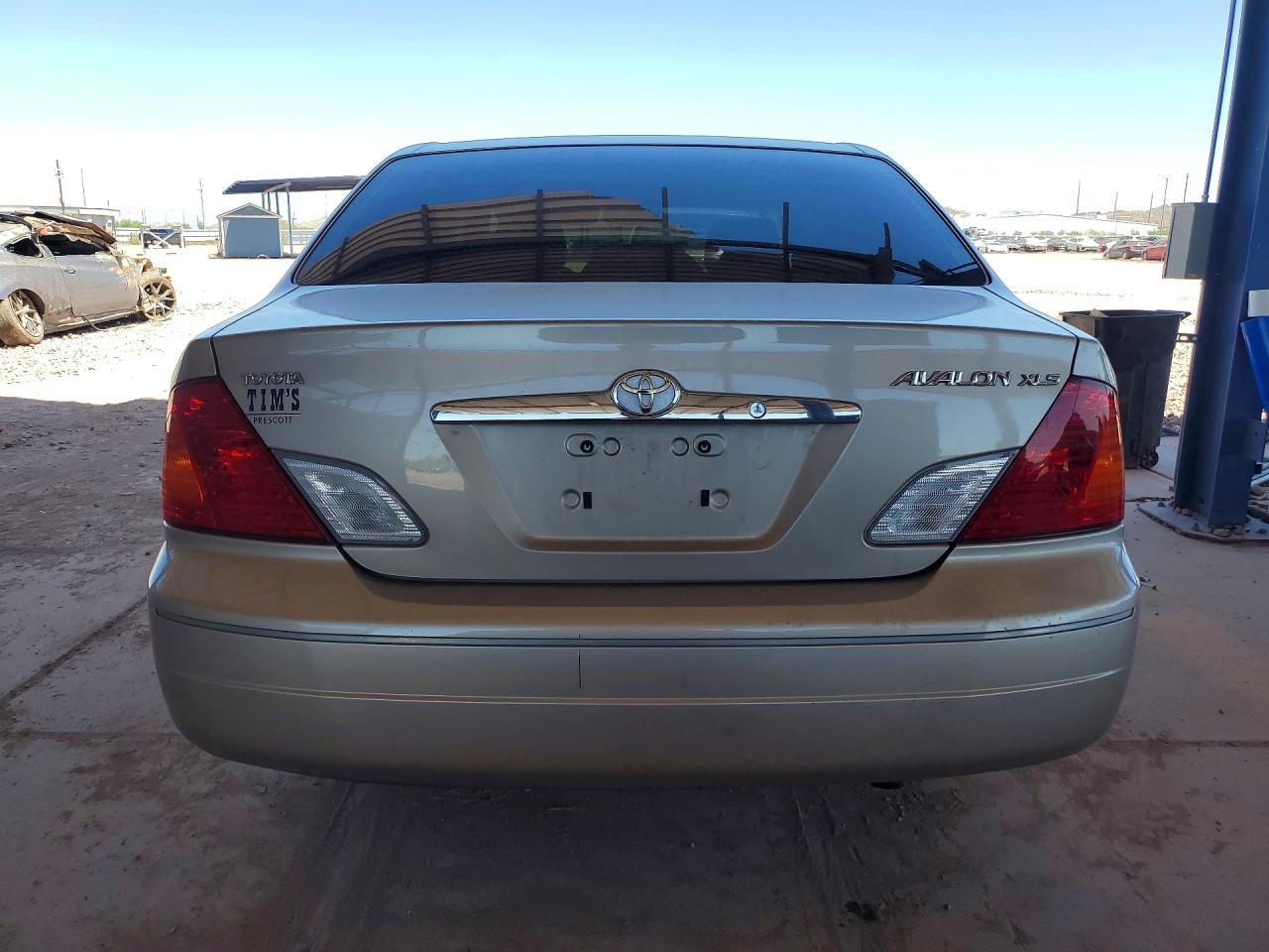 2002 Toyota Avalon Xls Tan vin: 4T1BF28BX2U242049
