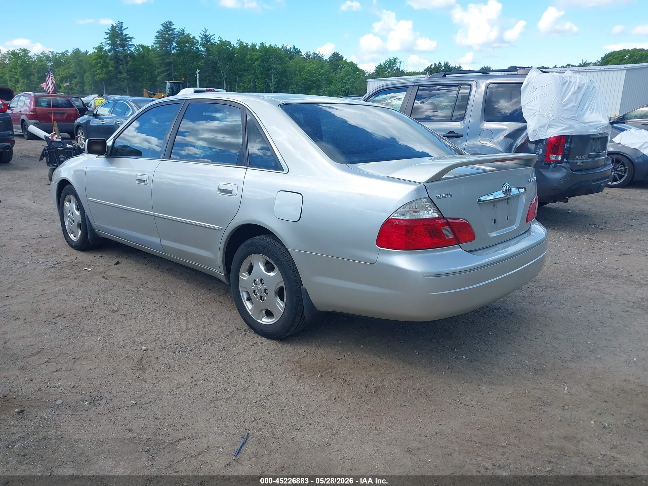 2004 Toyota Avalon Xls Silver vin: 4T1BF28BX4U346687
