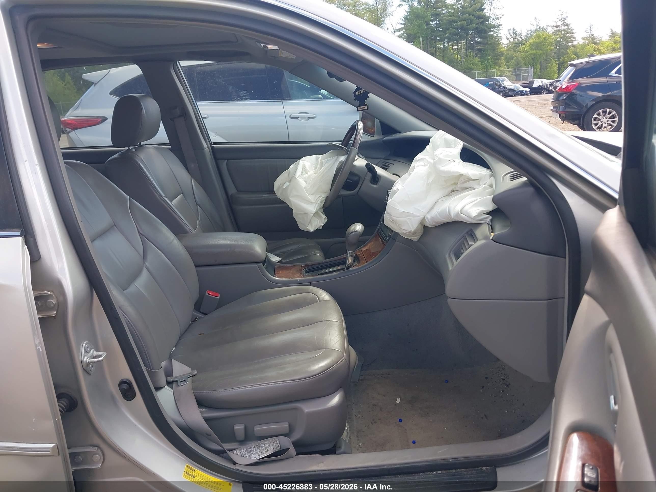 2004 Toyota Avalon Xls Silver vin: 4T1BF28BX4U346687