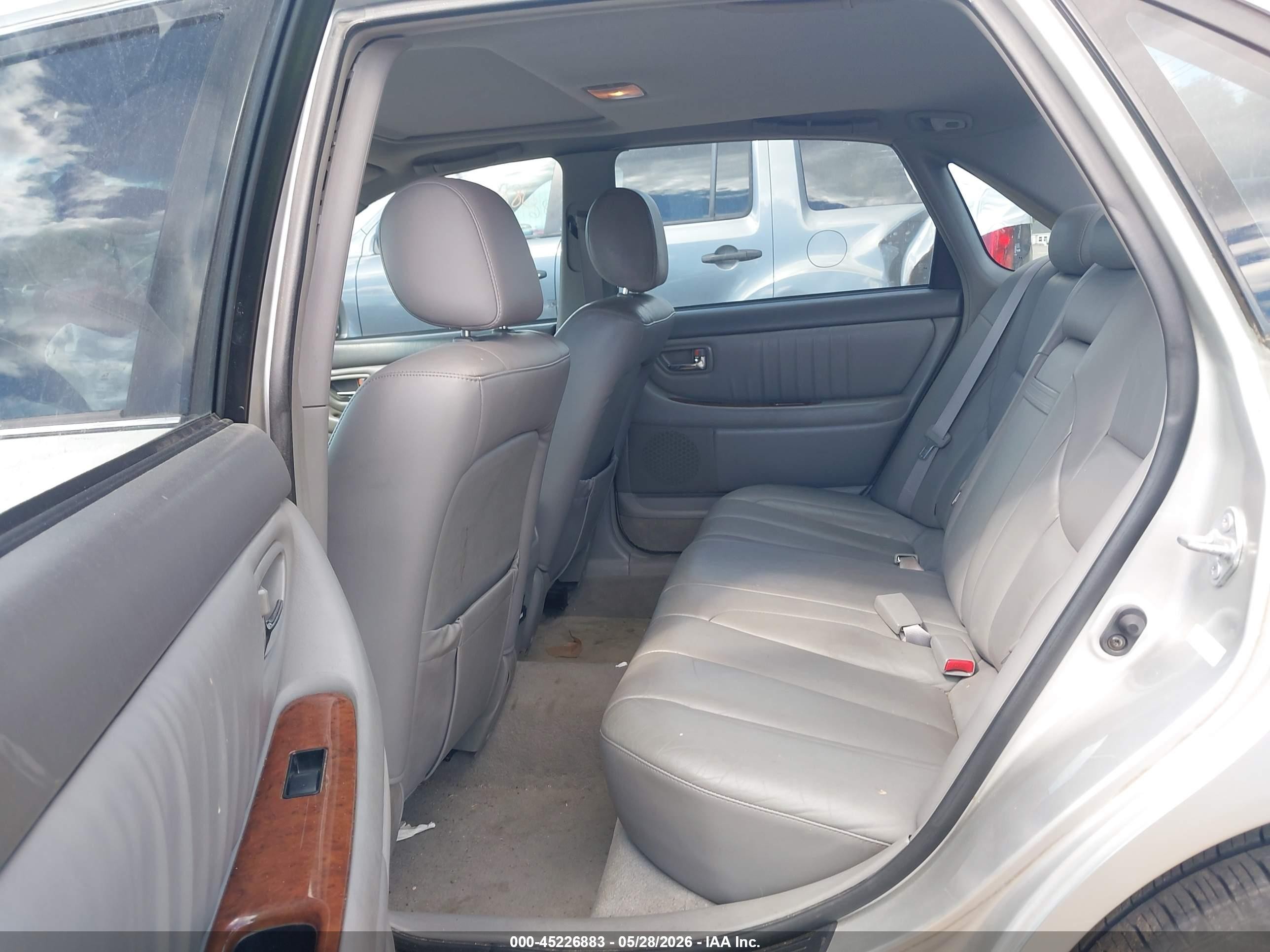 2004 Toyota Avalon Xls Silver vin: 4T1BF28BX4U346687