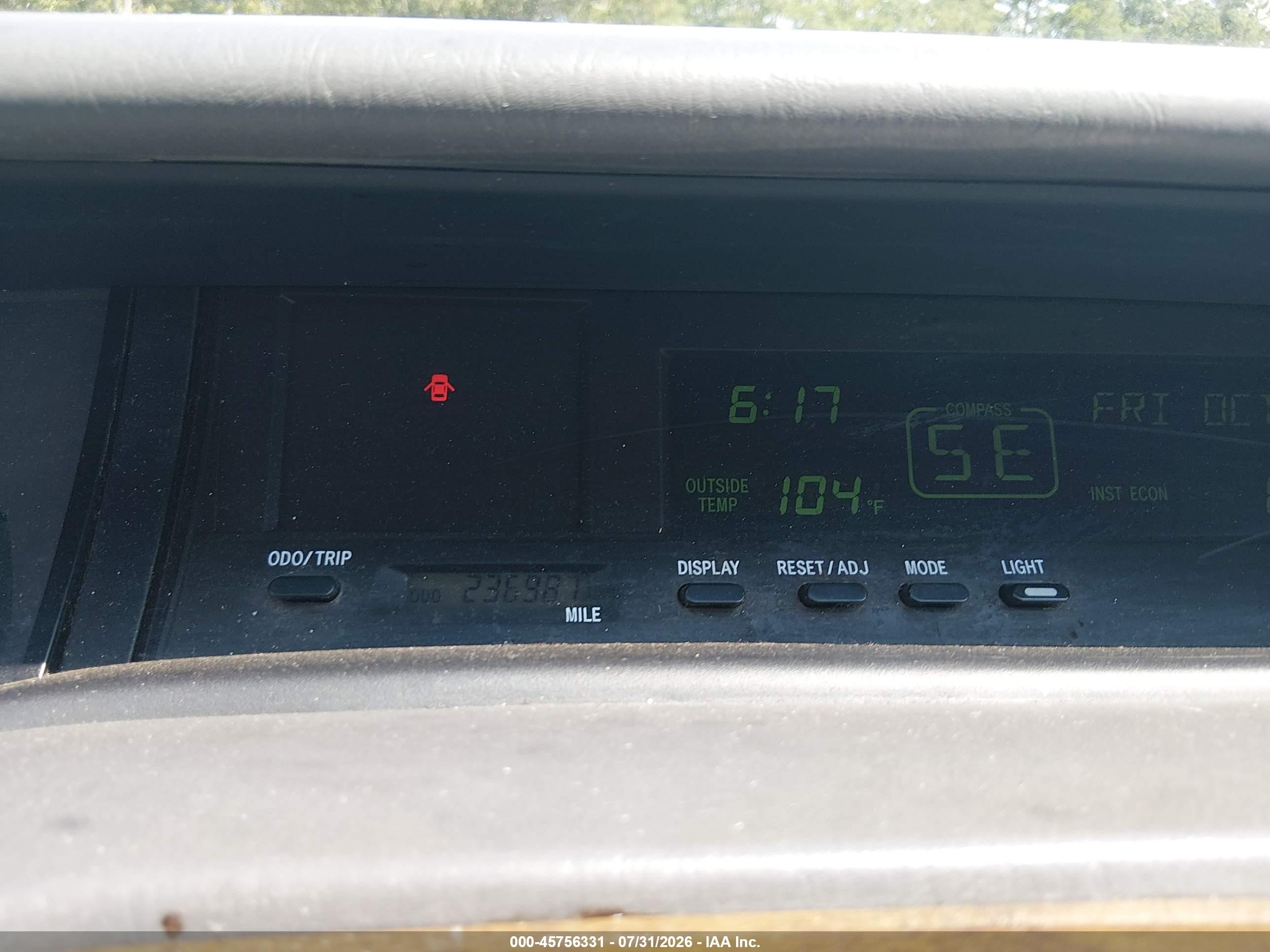 2004 Toyota Avalon Xls Серебряный vin: 4T1BF28BX4U353512