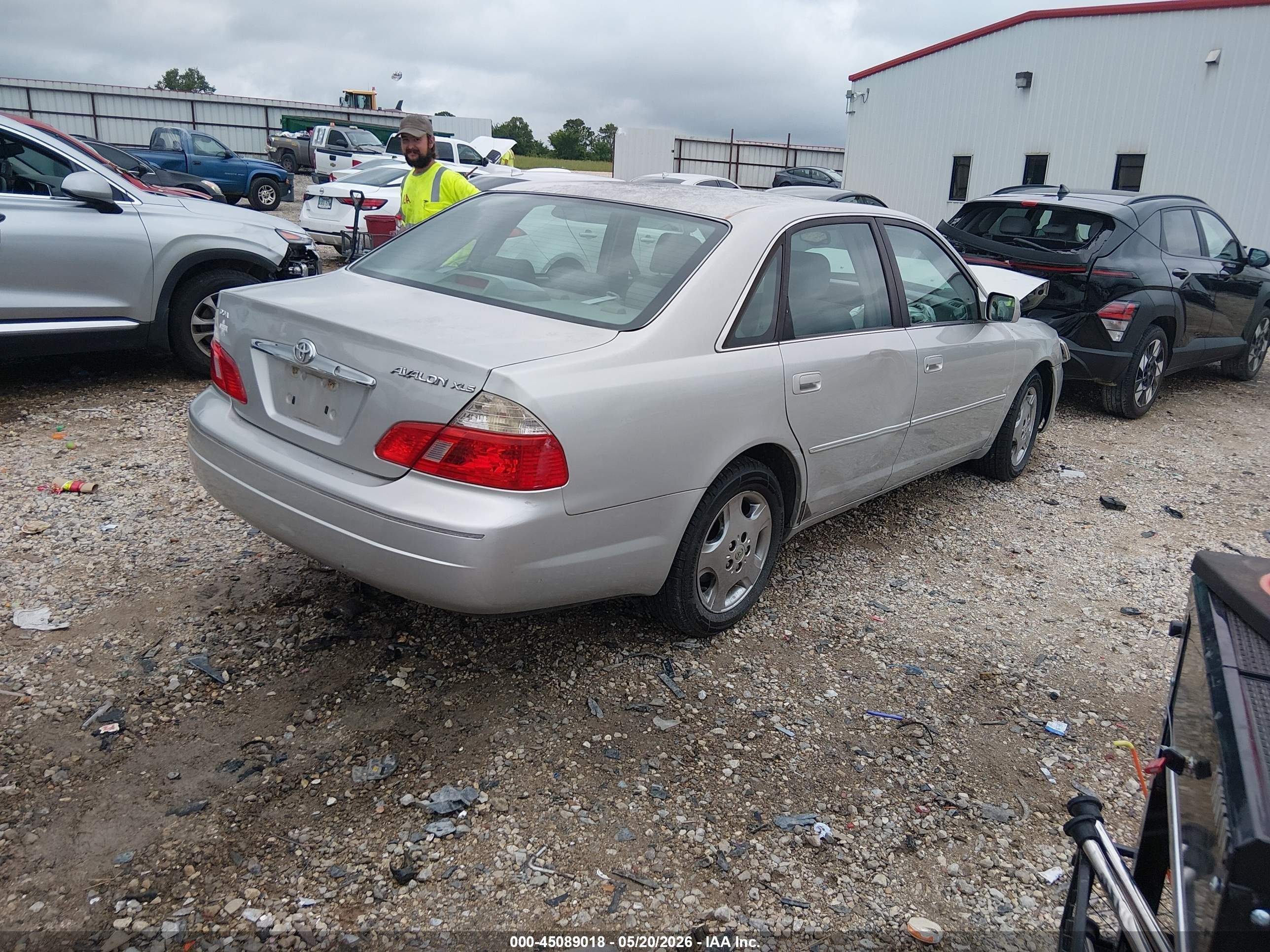 2004 Toyota Avalon Xls Silver vin: 4T1BF28BX4U358712
