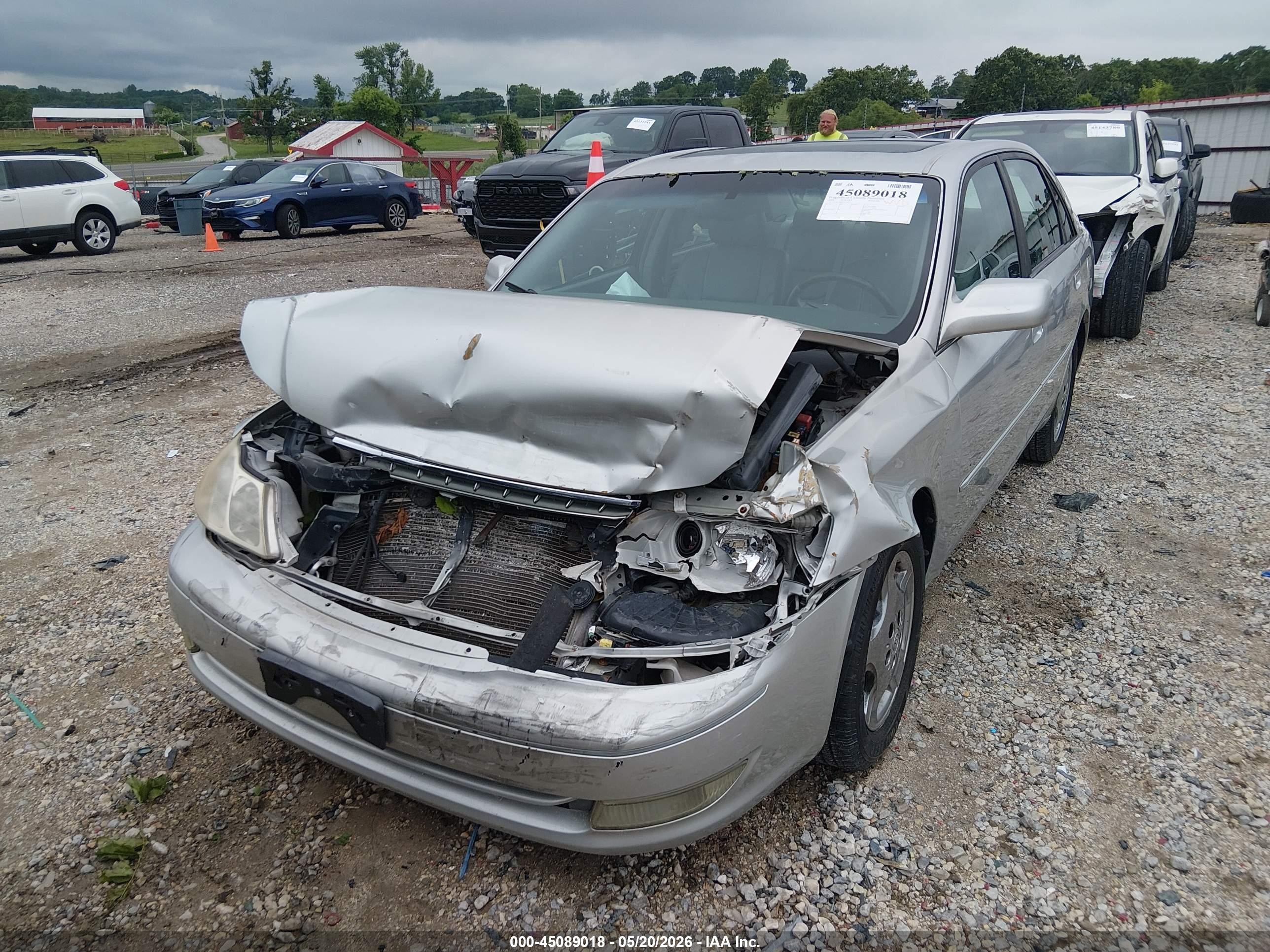 2004 Toyota Avalon Xls Silver vin: 4T1BF28BX4U358712