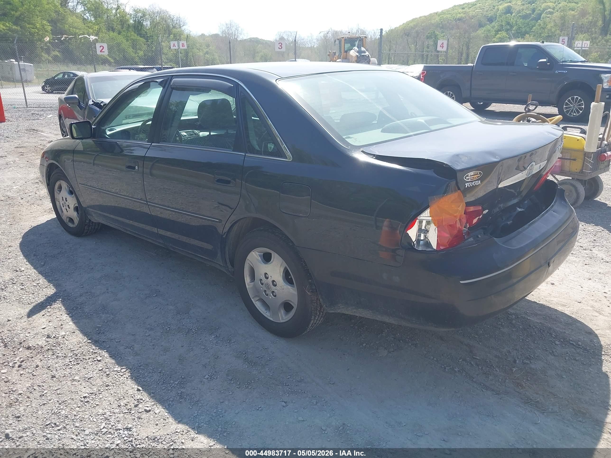 2004 Toyota Avalon Xls Черный vin: 4T1BF28BX4U390284