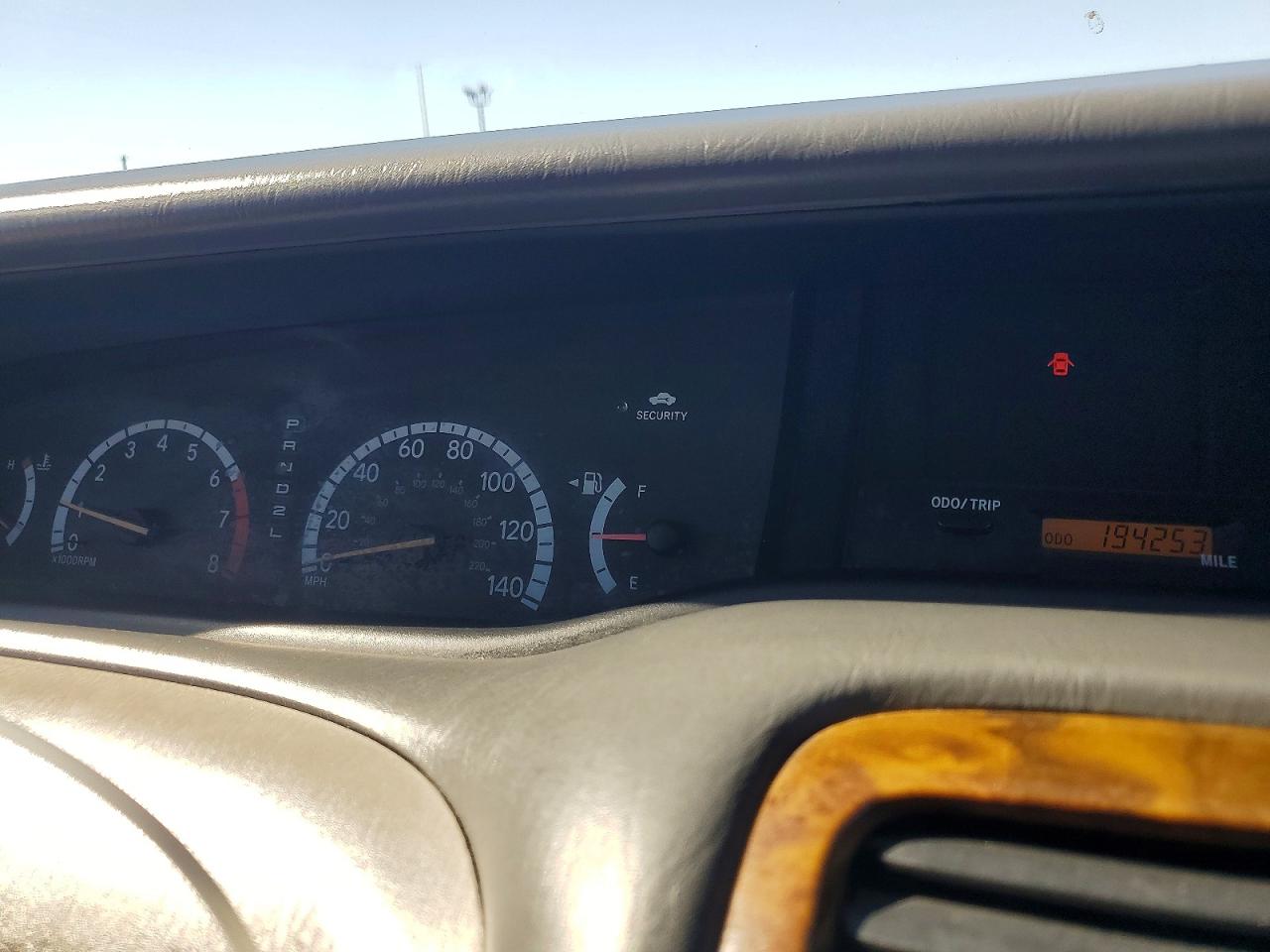 2000 Toyota Avalon Xls Silver vin: 4T1BF28BXYU021642