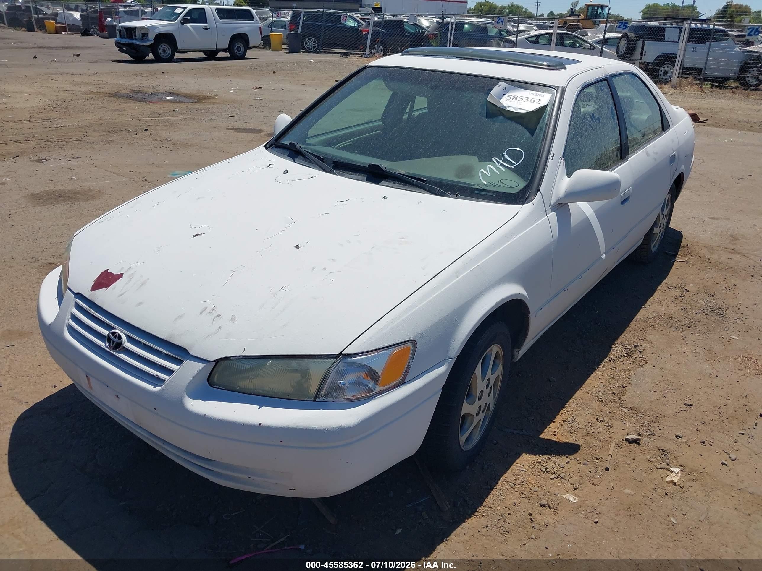 1998 Toyota Camry Xle V6 Красный vin: 4T1BF28K0WU926002