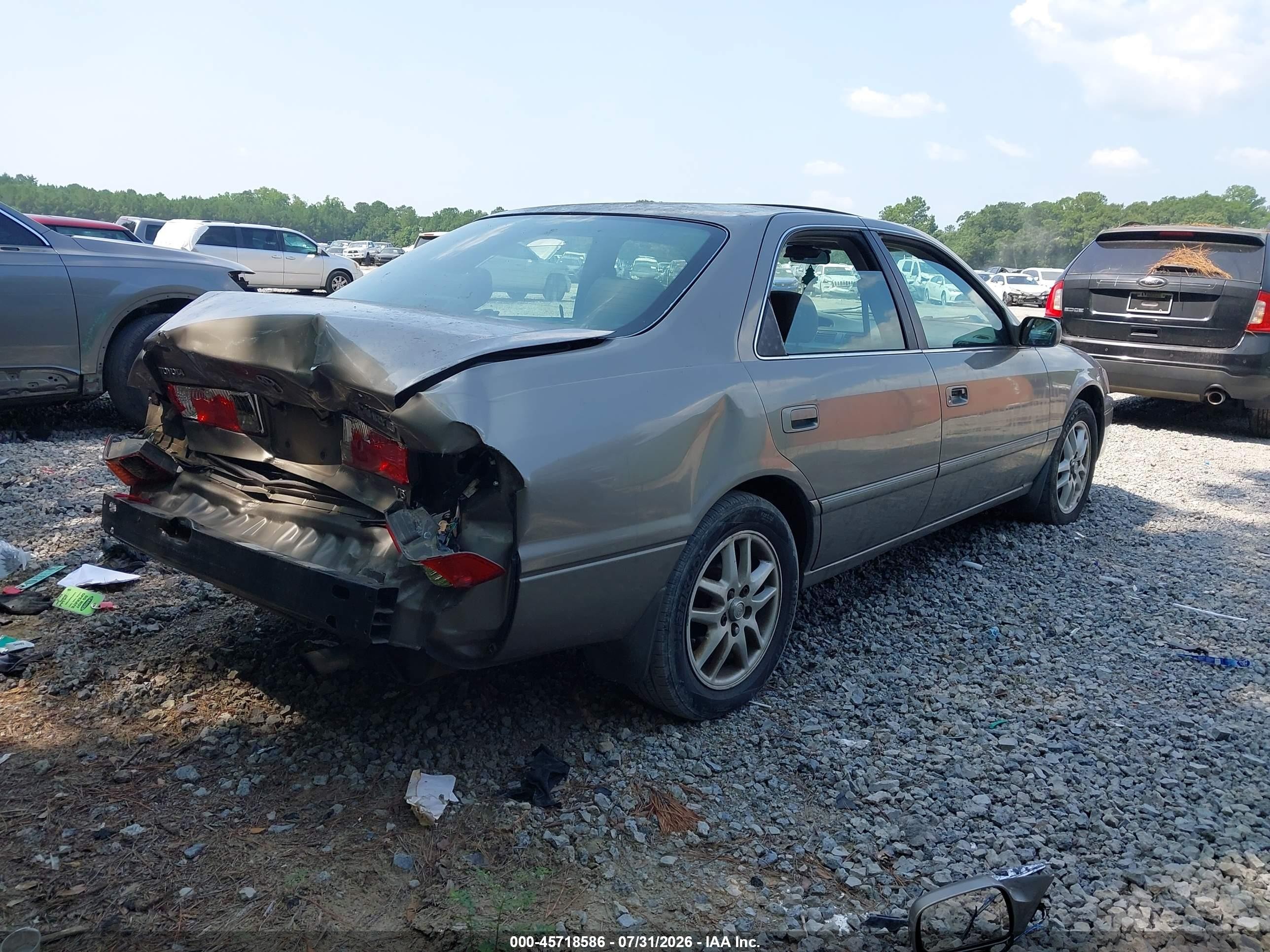 2001 Toyota Camry Xle V6 Tan vin: 4T1BF28K11U130951