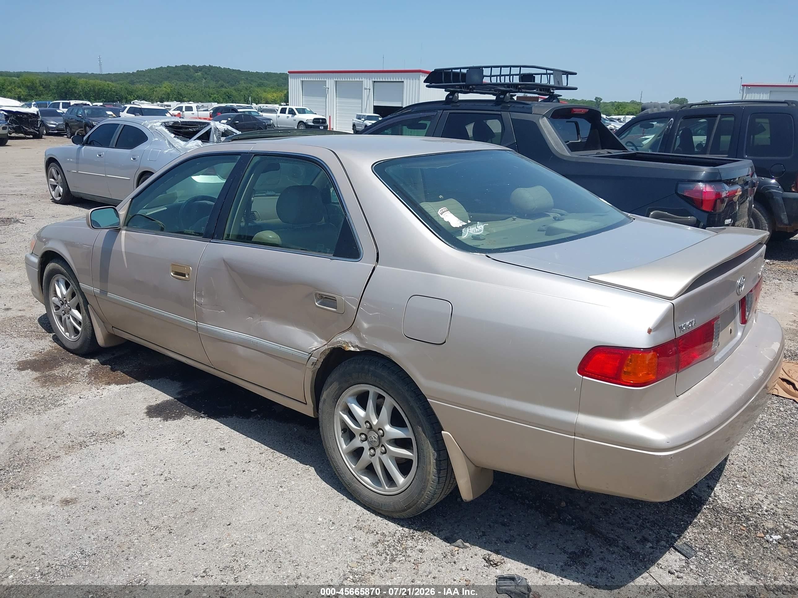 2000 Toyota Camry Xle V6 Silver vin: 4T1BF28K1YU935178