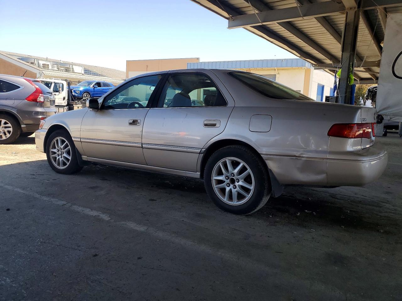 2001 Toyota Camry Xle V6 Tan vin: 4T1BF28K21U116668