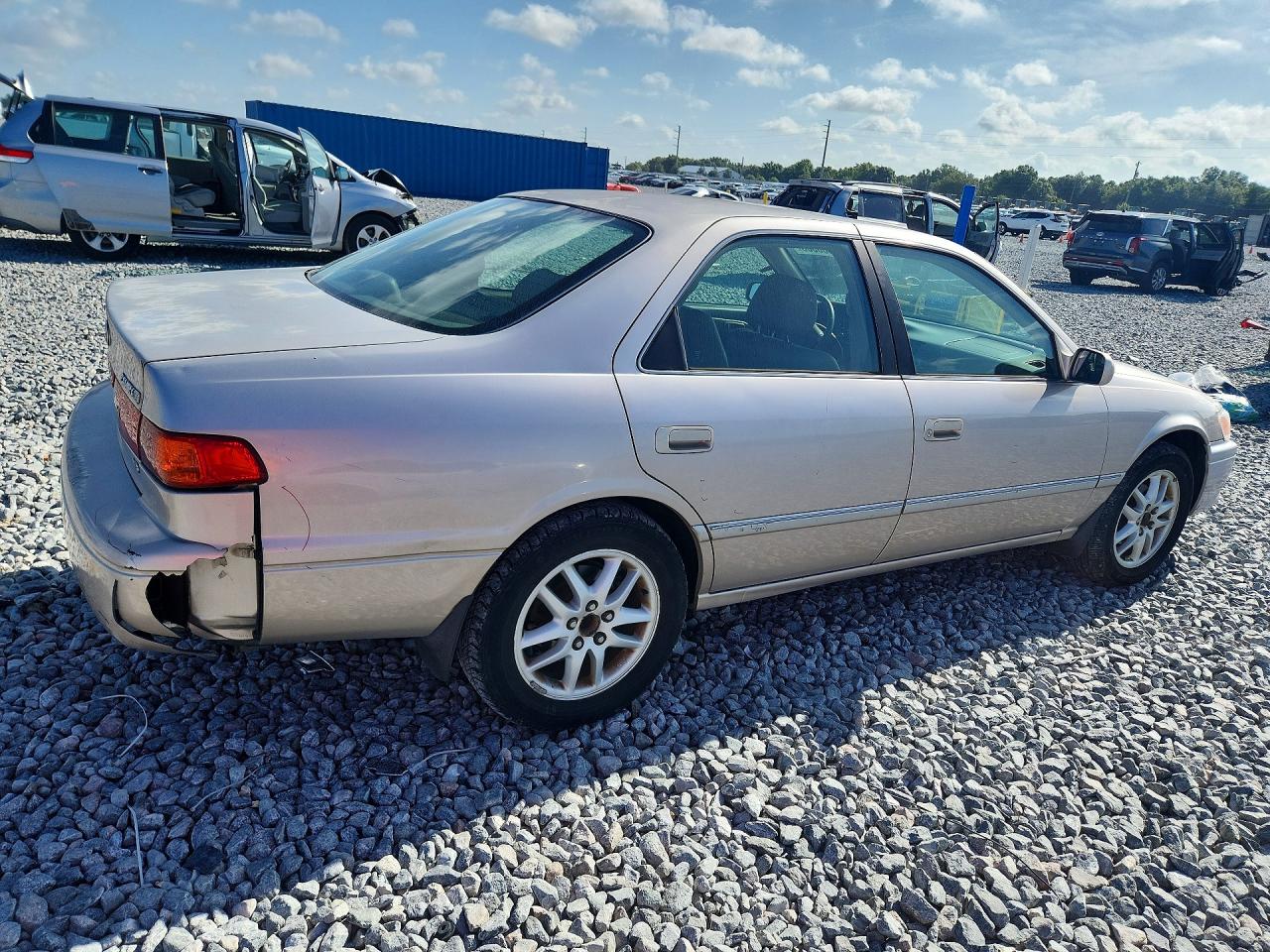 2001 Toyota Camry Xle V6 Tan vin: 4T1BF28K21U959527
