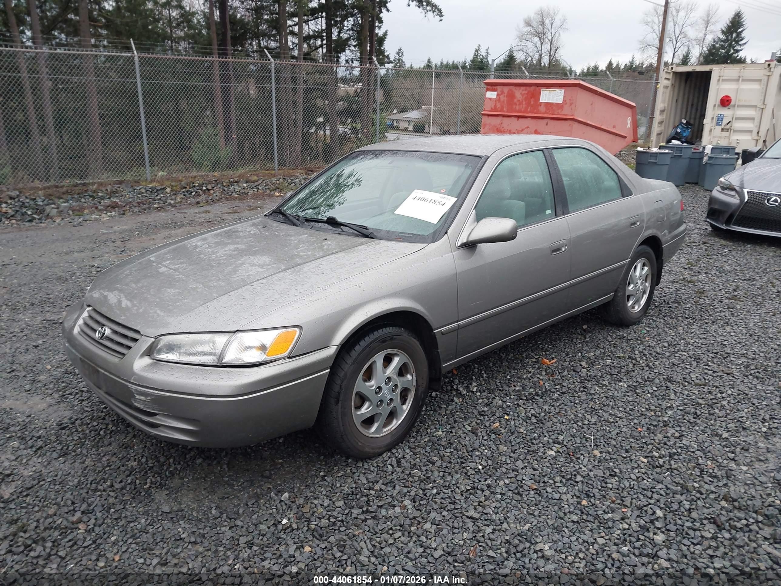 1998 Toyota Camry Le V6 Gray vin: 4T1BF28K2WU059122