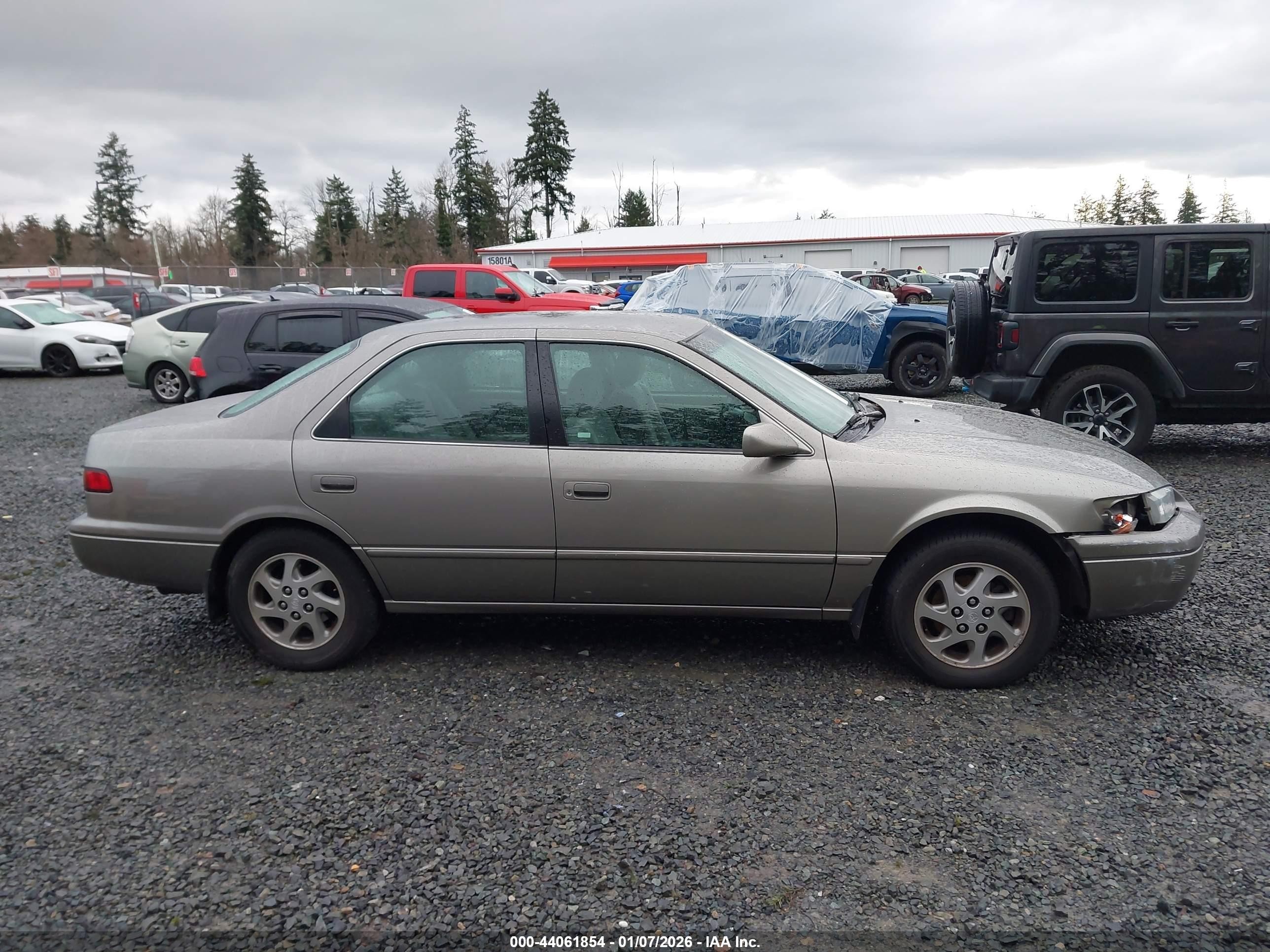1998 Toyota Camry Le V6 Gray vin: 4T1BF28K2WU059122