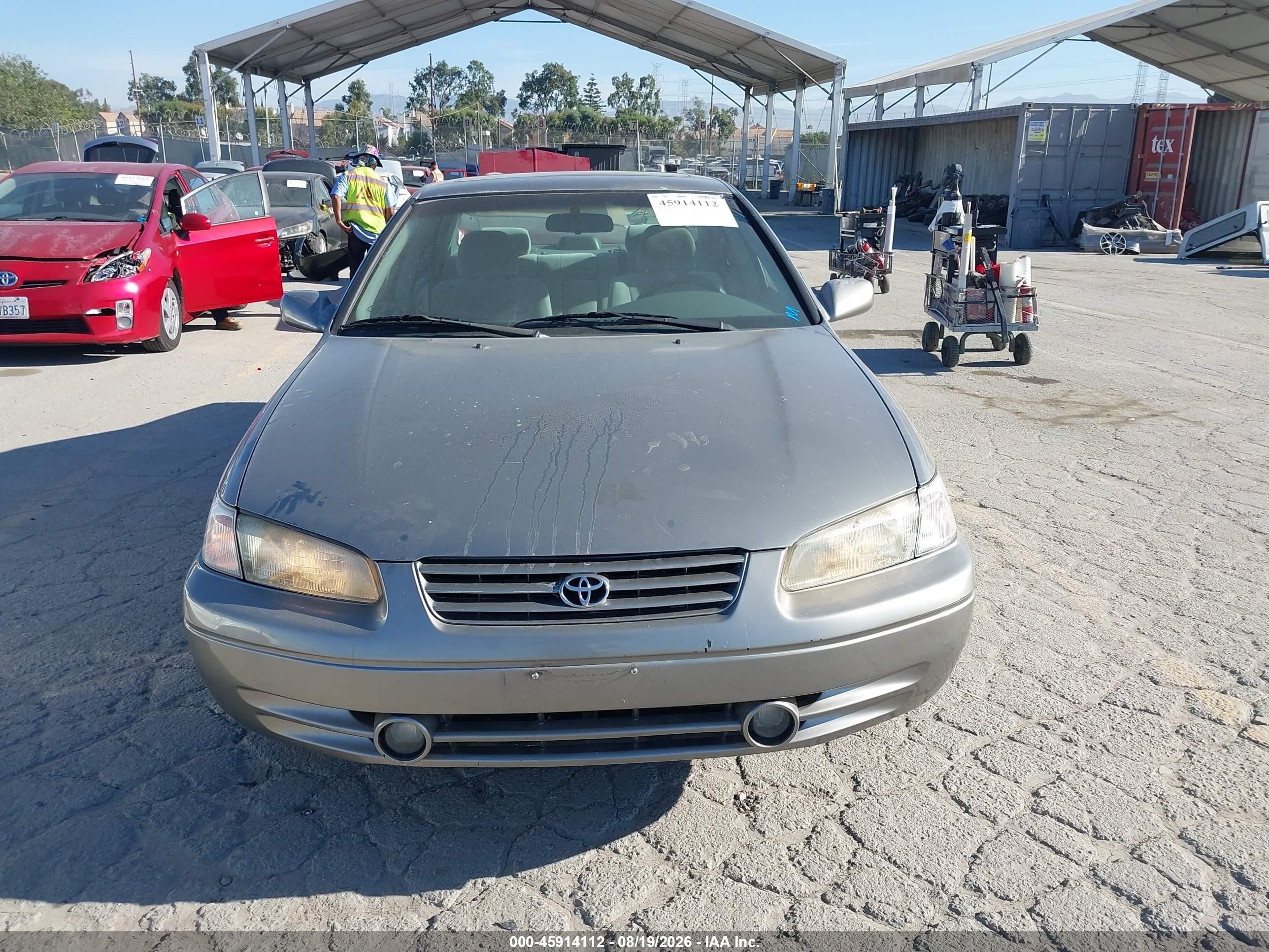 1999 Toyota Camry Le V6 Silver vin: 4T1BF28K2XU087679