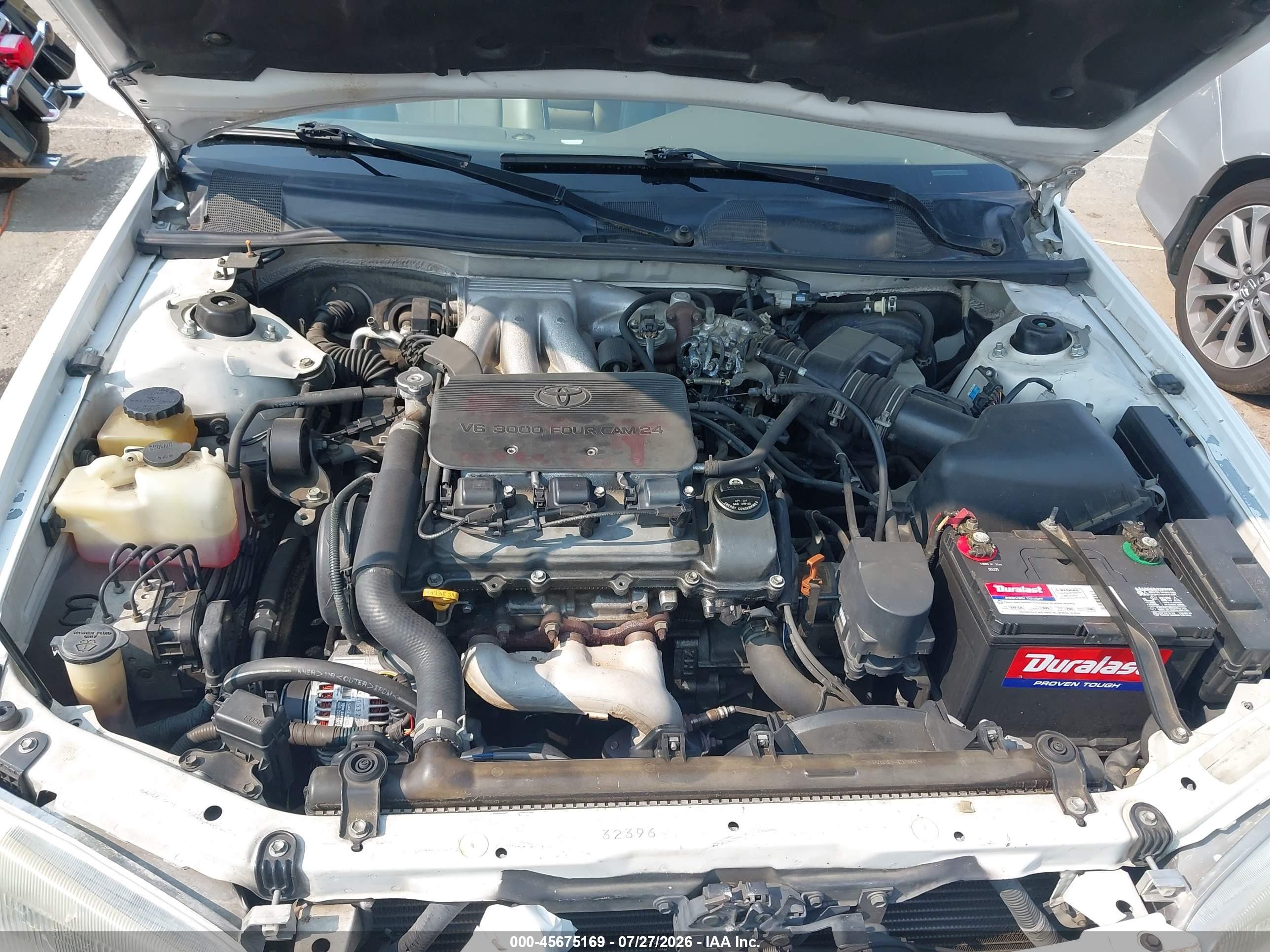 1998 Toyota Camry Le V6 White vin: 4T1BF28K3WU053507