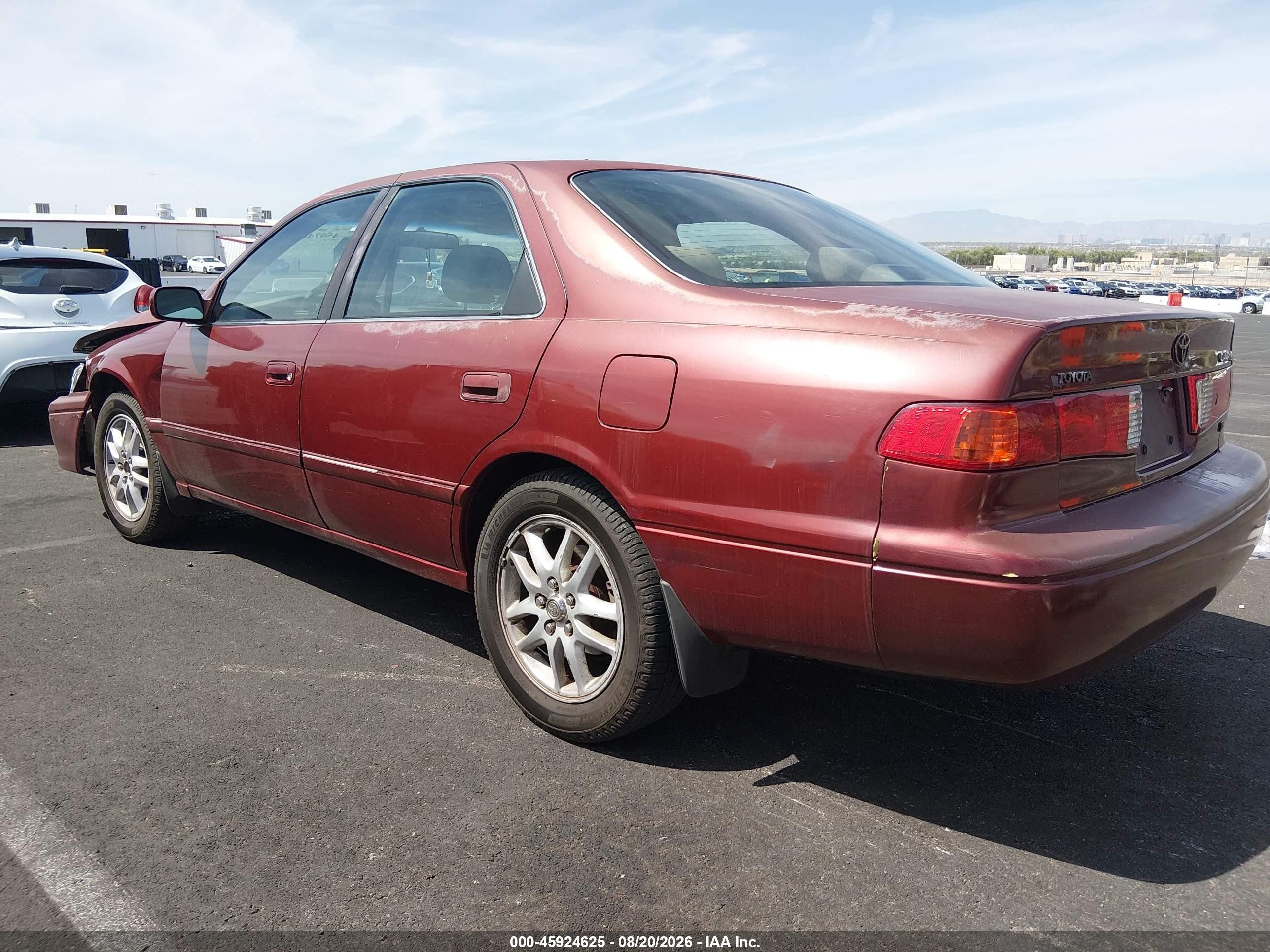2001 Toyota Camry Xle V6 Red vin: 4T1BF28K41U962834