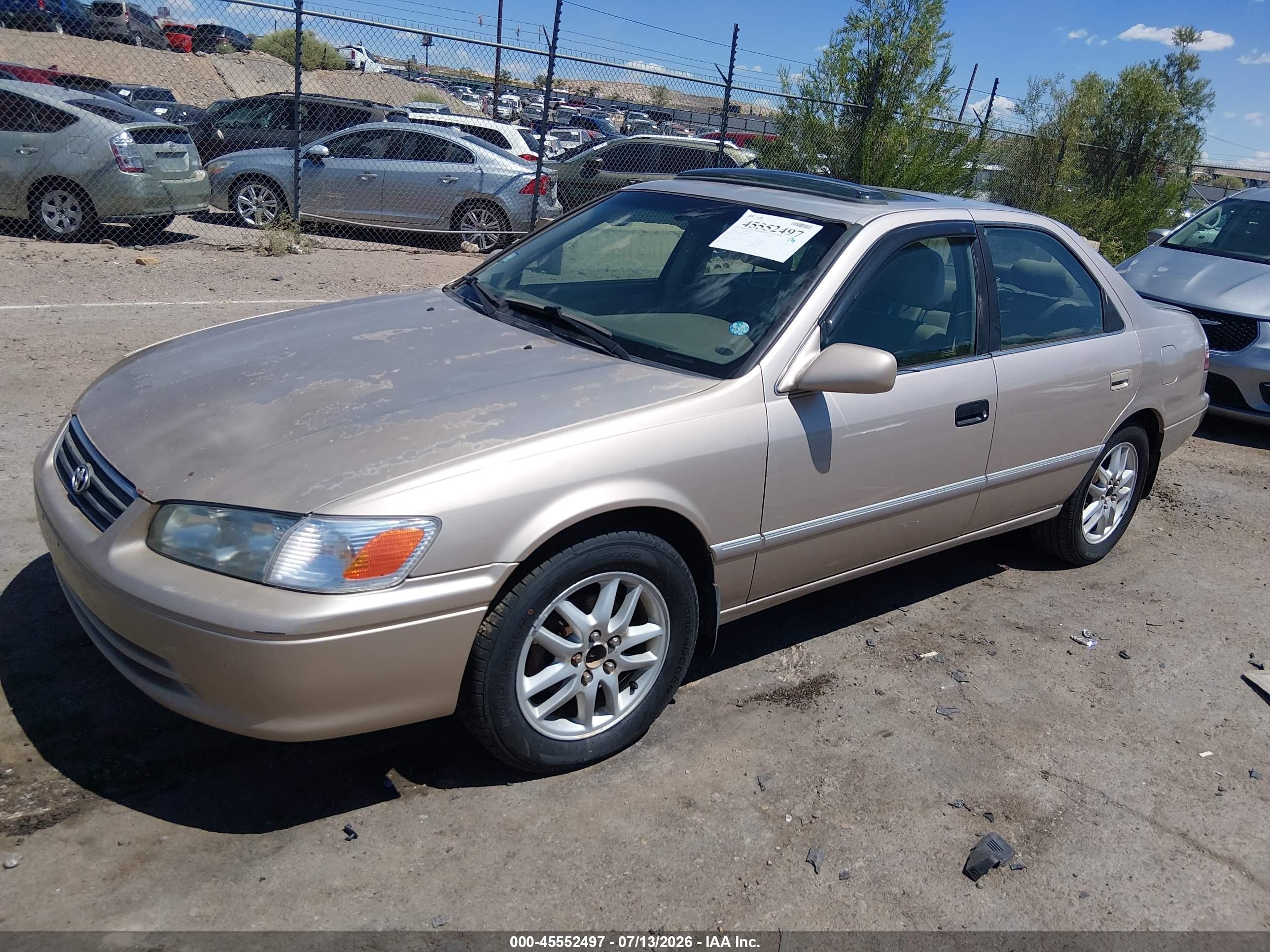 2001 Toyota Camry Xle V6 Gold vin: 4T1BF28K41U964647