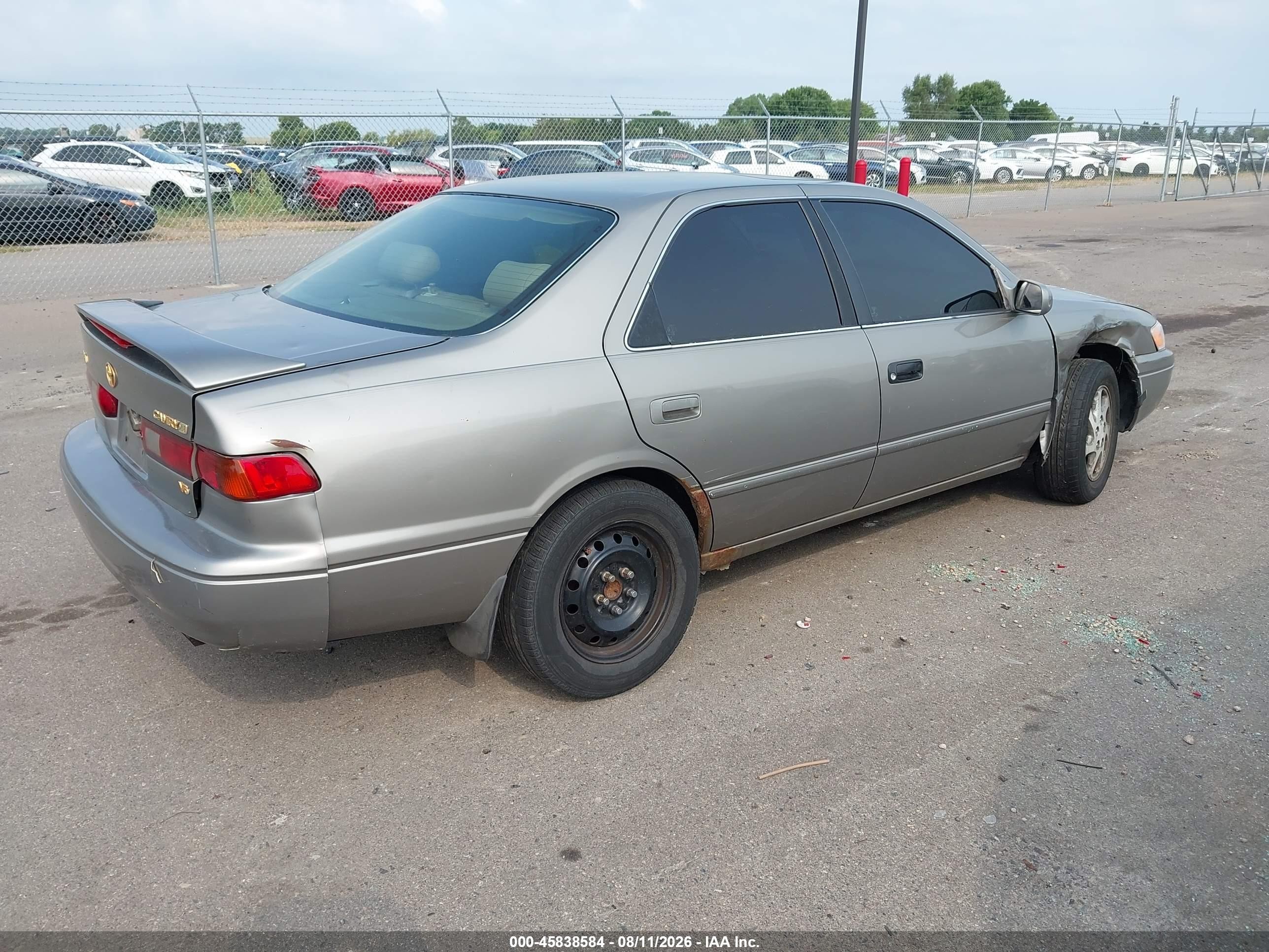 1998 Toyota Camry Xle V6 Silver vin: 4T1BF28K4WU054519