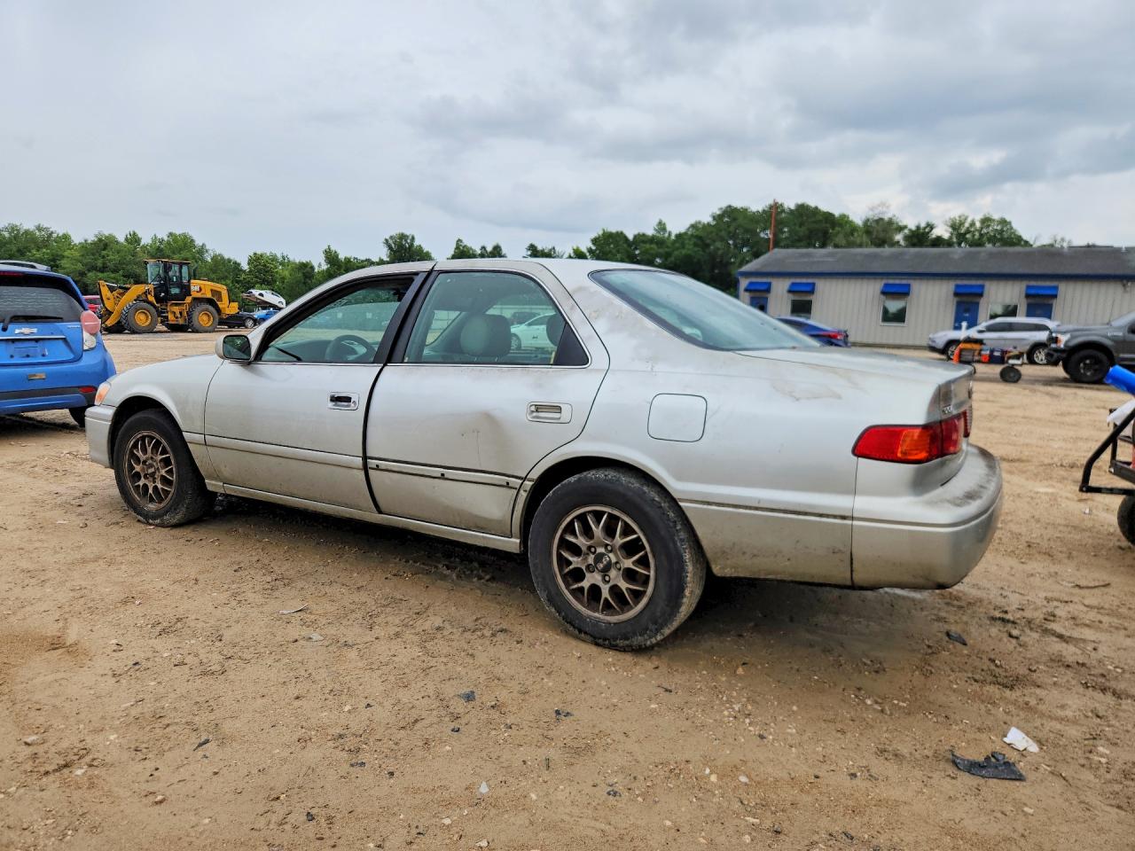 2000 Toyota Camry Le Gray vin: 4T1BF28K4YU097003