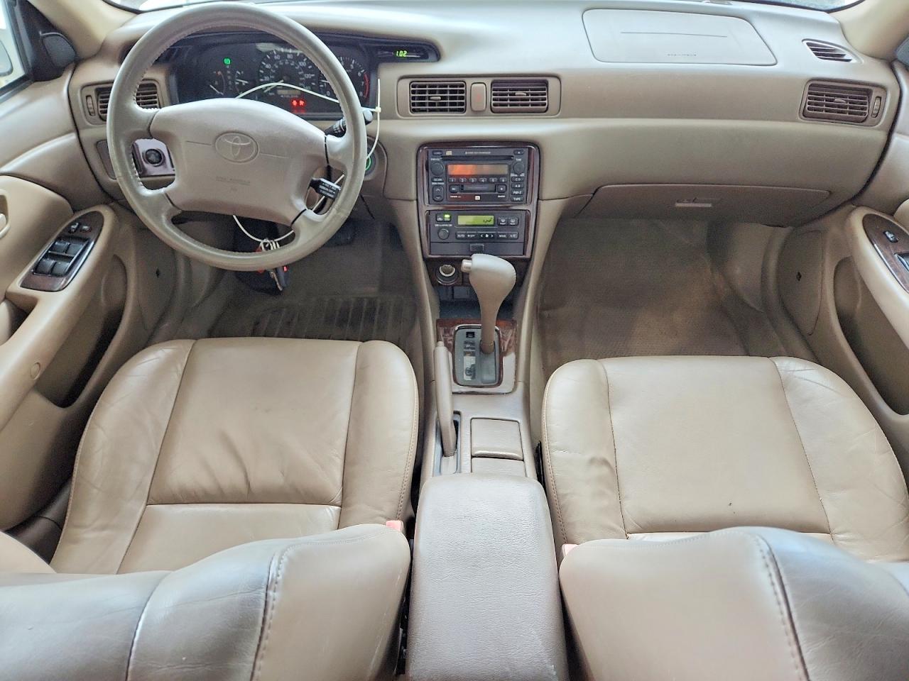 2001 Toyota Camry Xle V6 Two Tone vin: 4T1BF28K71U970586