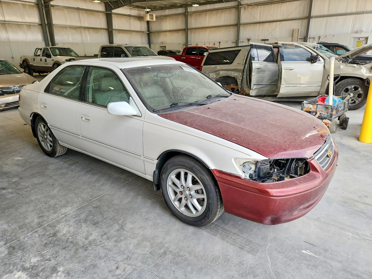2001 Toyota Camry Xle V6 Two Tone vin: 4T1BF28K71U970586