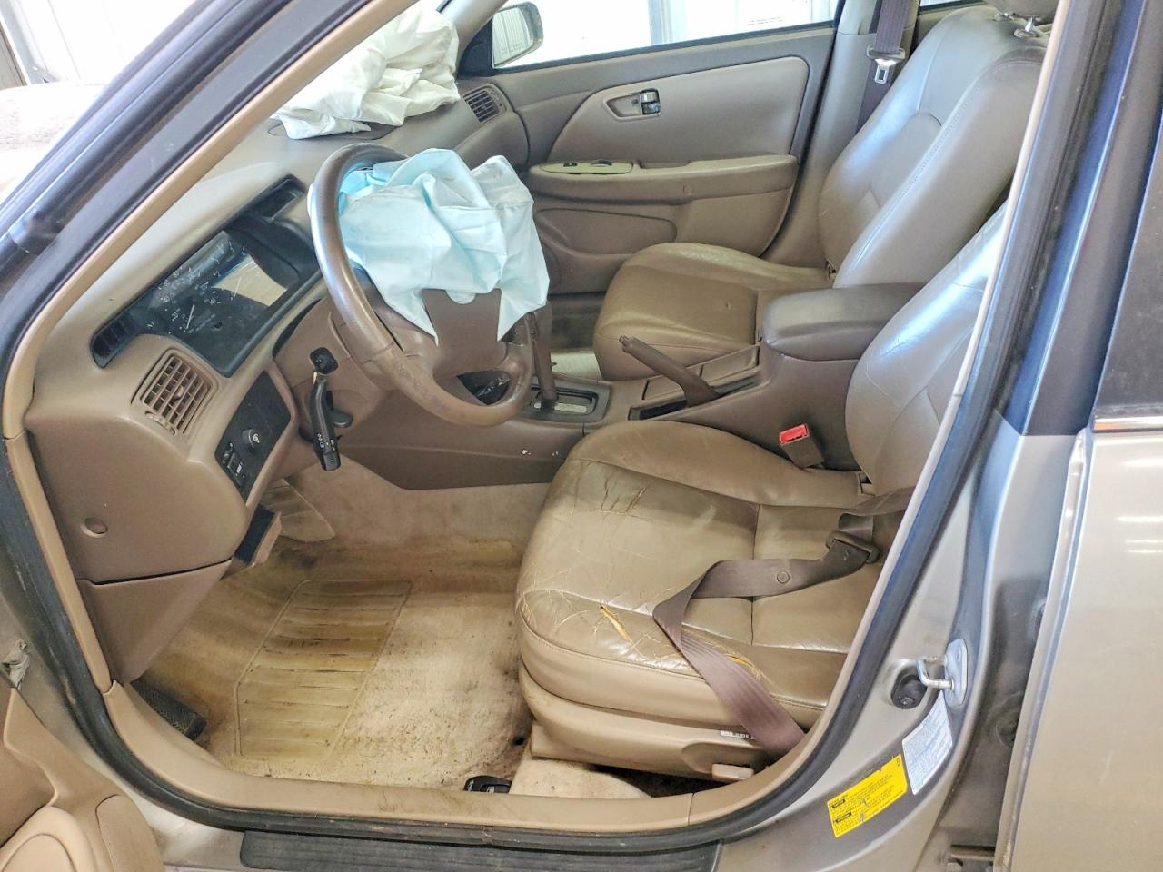 1998 Toyota Camry Xle V6 Gold vin: 4T1BF28K8WU059996