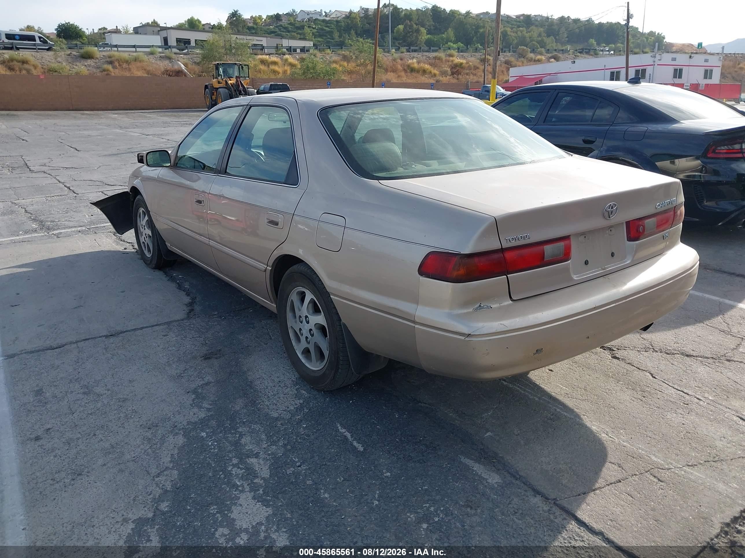1999 Toyota Camry Xle V6 Бежевый vin: 4T1BF28K9XU080986