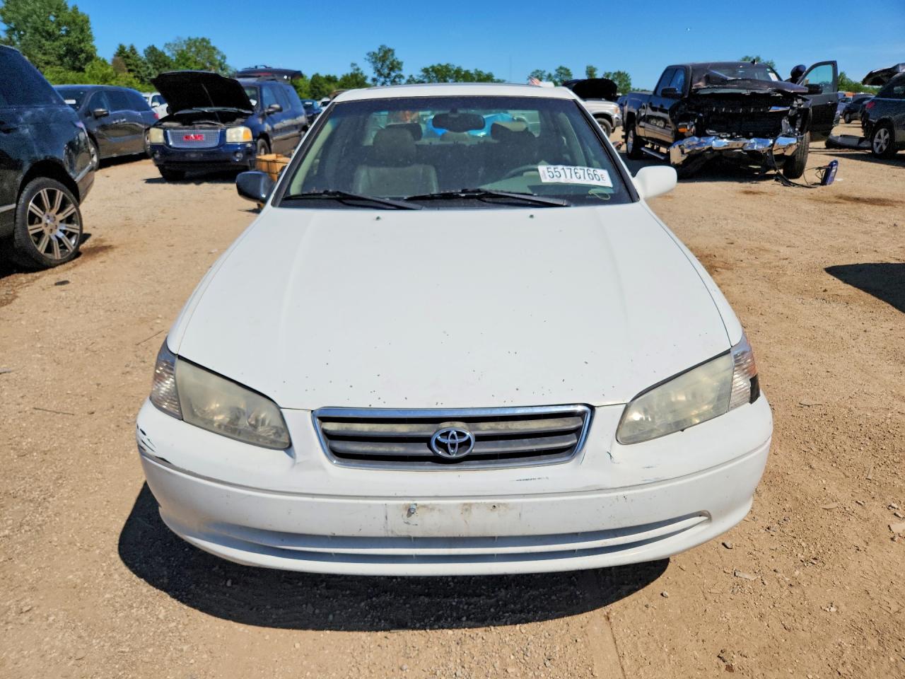 2001 Toyota Camry Xle V6 White vin: 4T1BF28KX1U961445