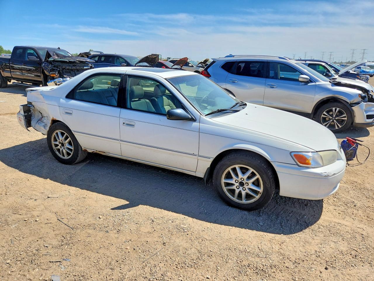 2001 Toyota Camry Xle V6 White vin: 4T1BF28KX1U961445