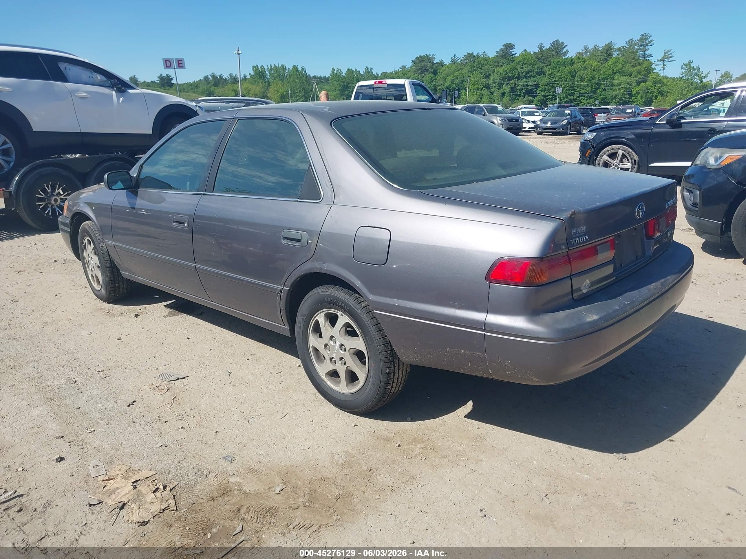 1998 Toyota Camry Le V6 Gray vin: 4T1BF28KXWU049048