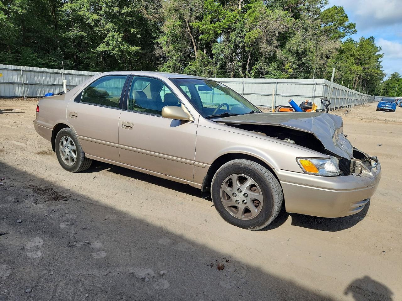 1998 Toyota Camry Xle V6 Tan vin: 4T1BF28KXWU060227