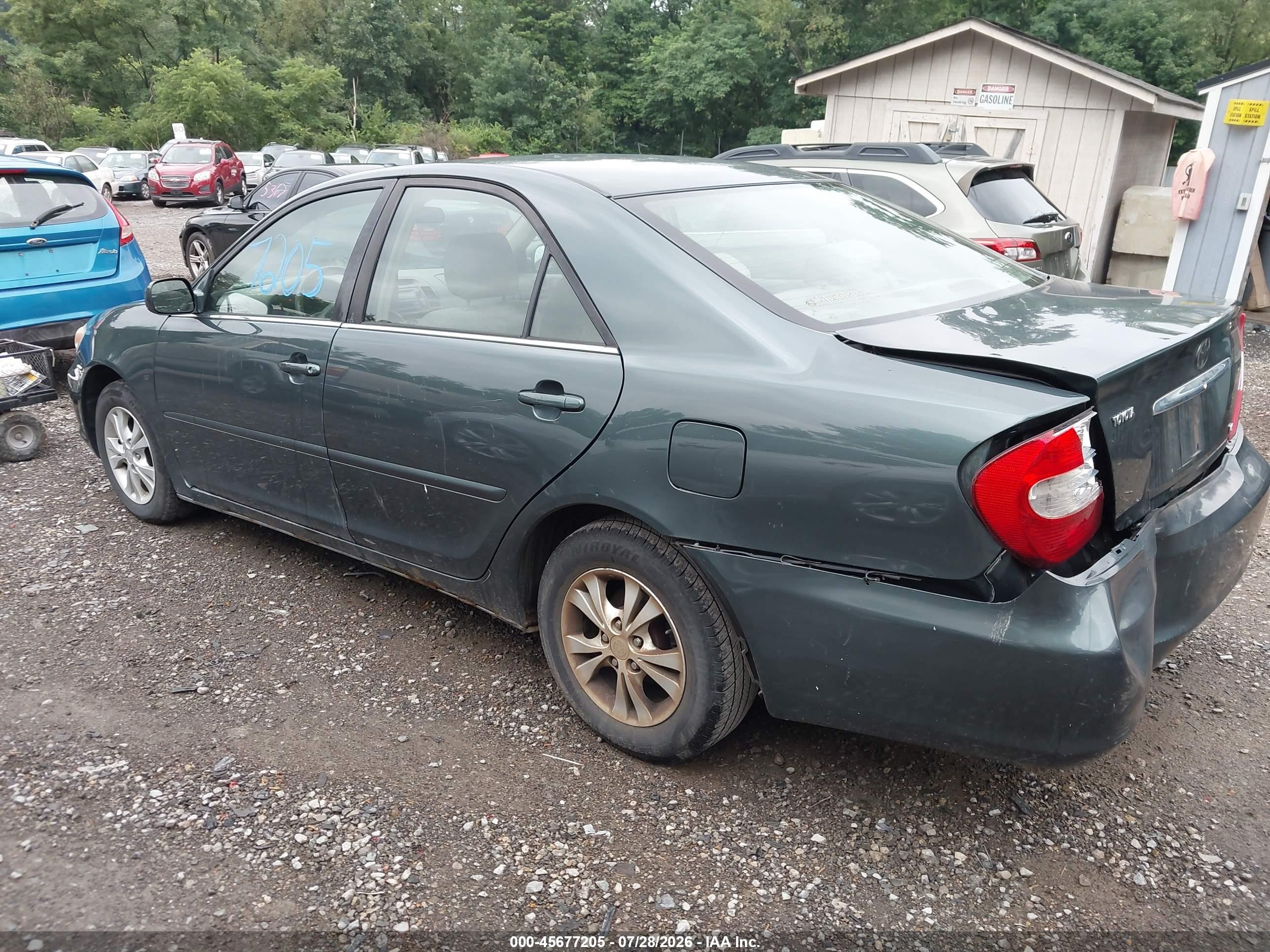 2004 Toyota Camry Le V6 Gray vin: 4T1BF30K04U070098