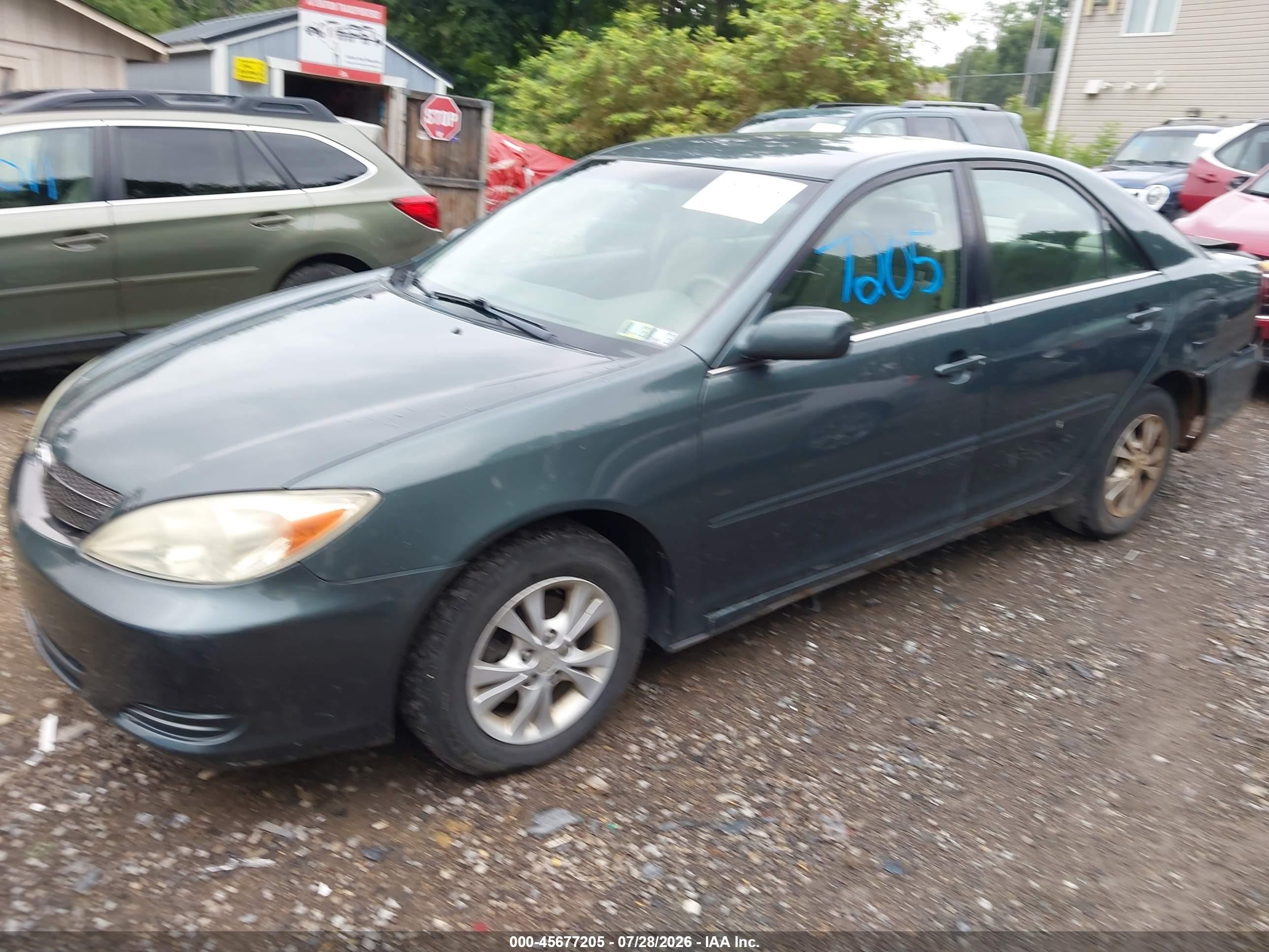 2004 Toyota Camry Le V6 Gray vin: 4T1BF30K04U070098