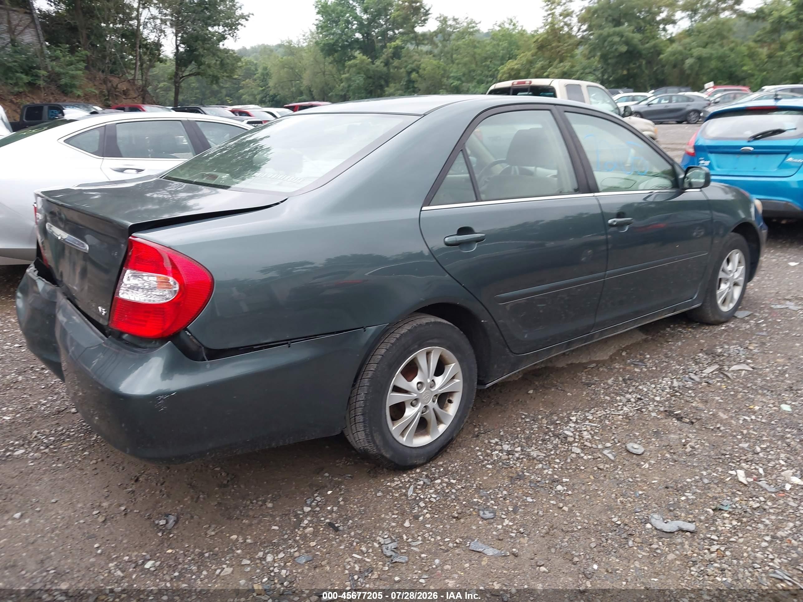 2004 Toyota Camry Le V6 Gray vin: 4T1BF30K04U070098