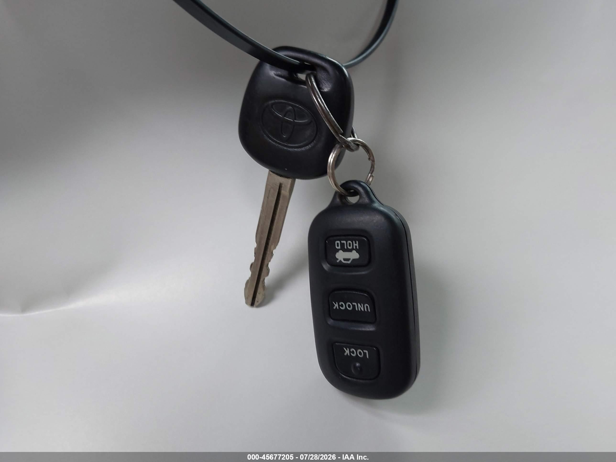 2004 Toyota Camry Le V6 Gray vin: 4T1BF30K04U070098