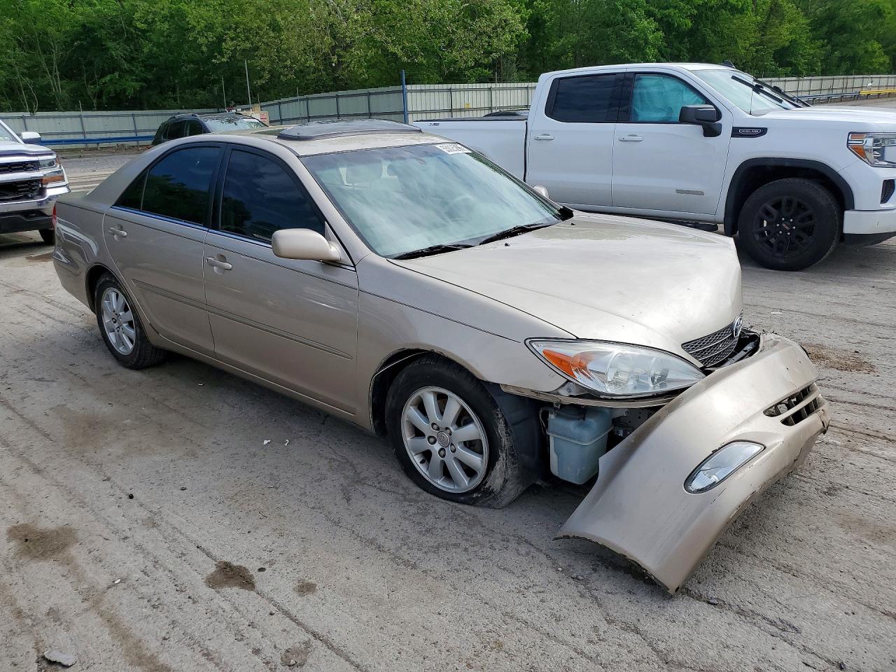 2004 Toyota Camry Xle V6 Золотой vin: 4T1BF30K04U074653