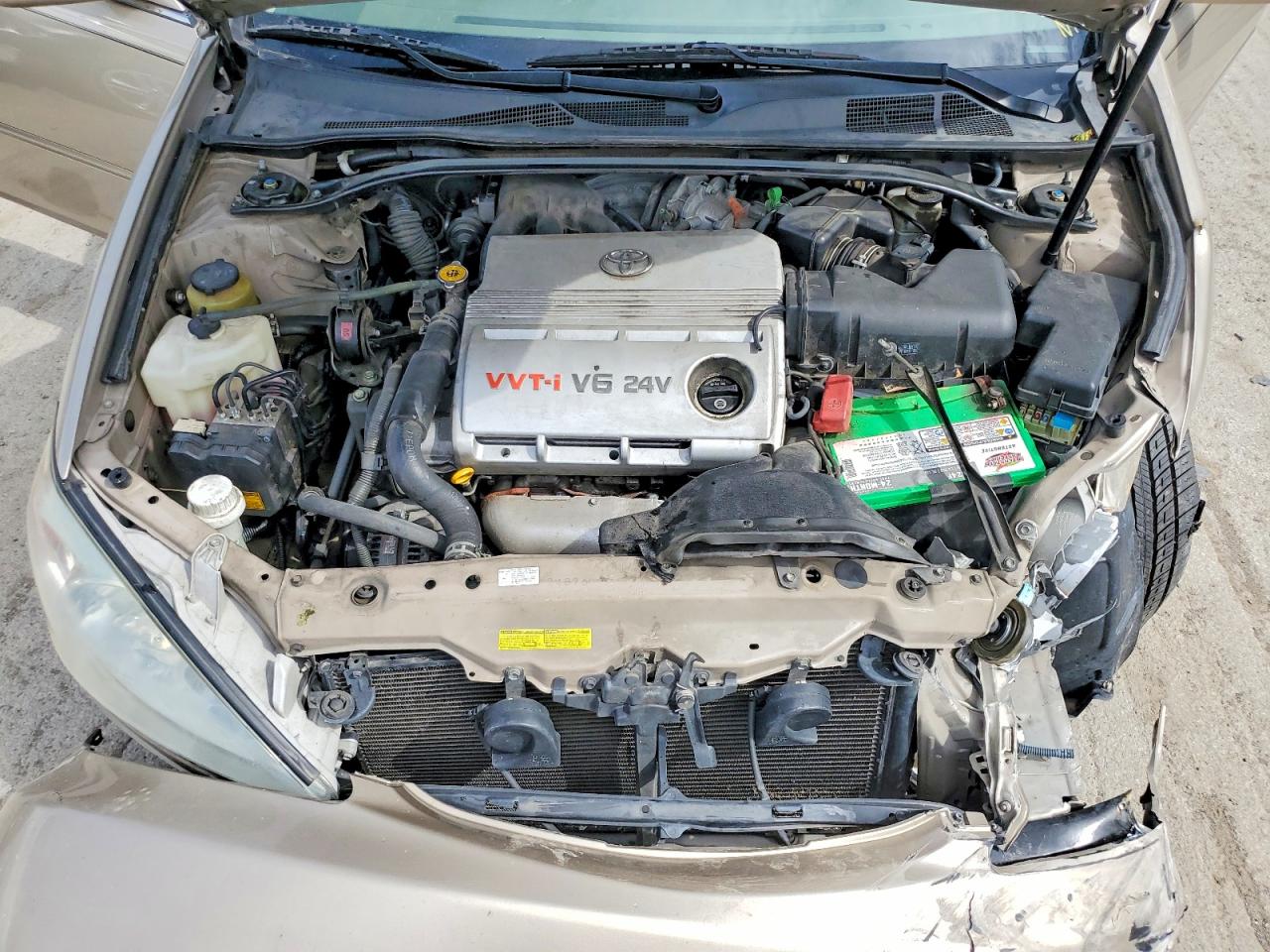 2004 Toyota Camry Xle V6 Золотой vin: 4T1BF30K04U074653