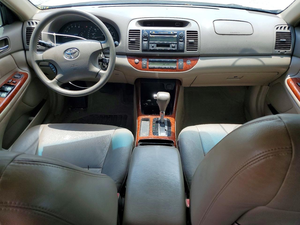 2004 Toyota Camry Xle V6 Золотой vin: 4T1BF30K04U074653