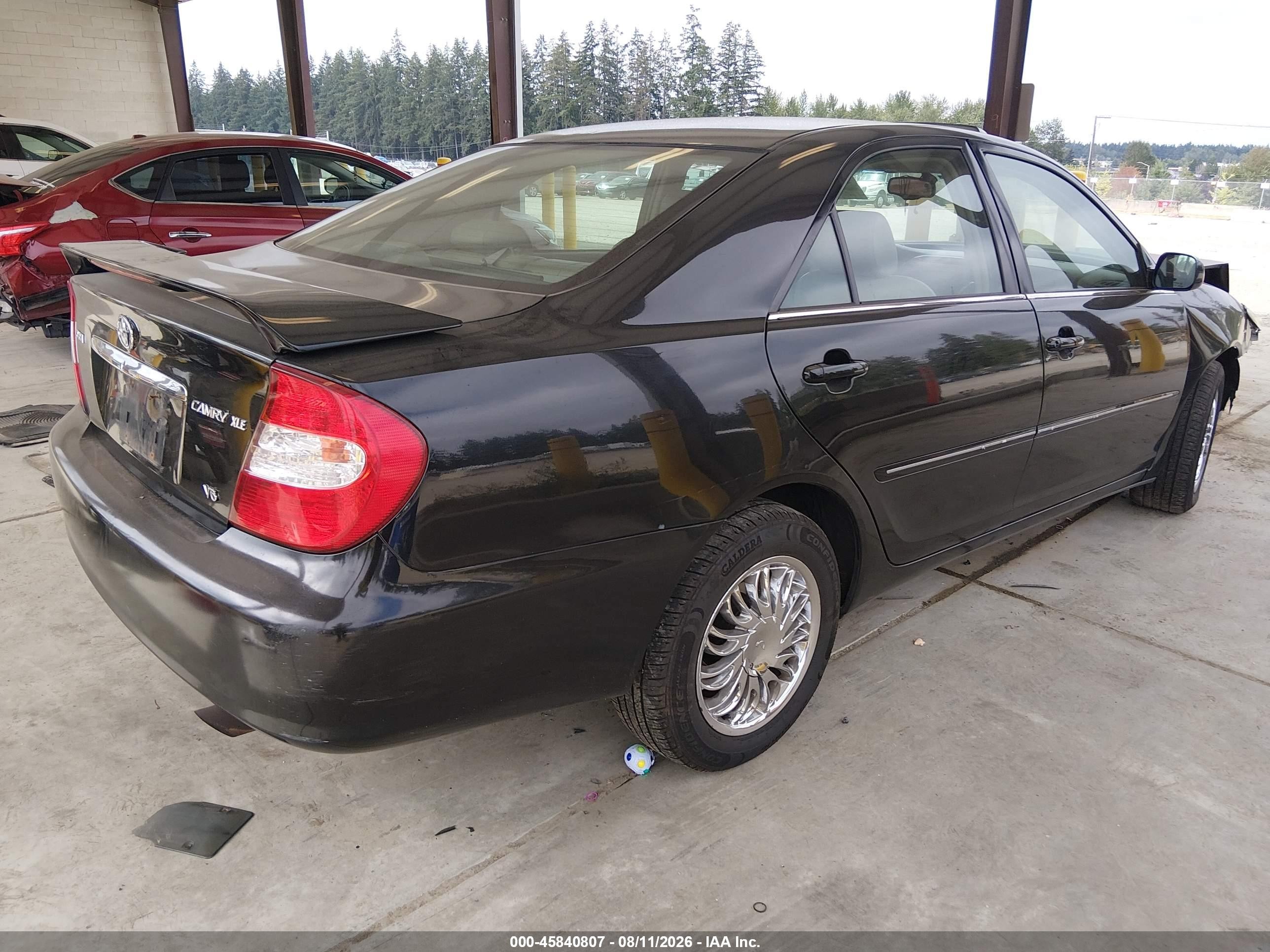 2004 Toyota Camry Xle V6 Черный vin: 4T1BF30K04U080873