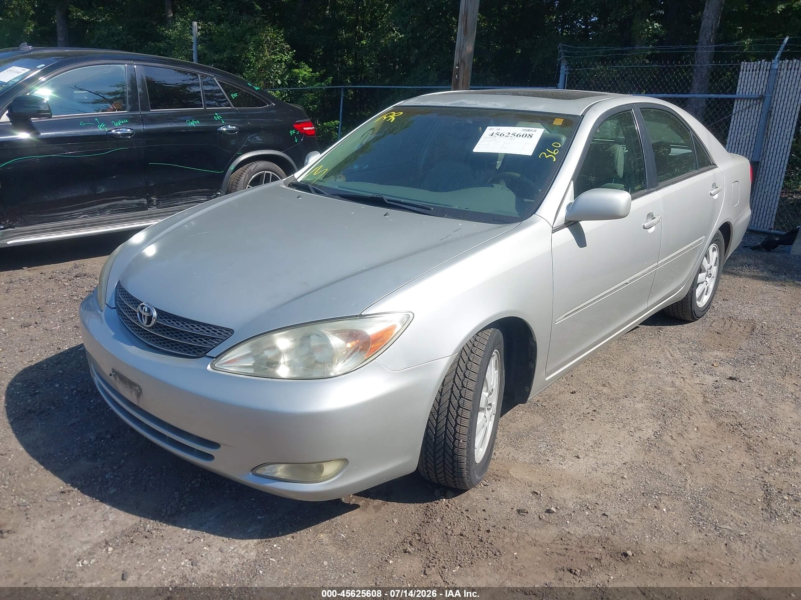 2004 Toyota Camry Xle V6 Silver vin: 4T1BF30K04U579883