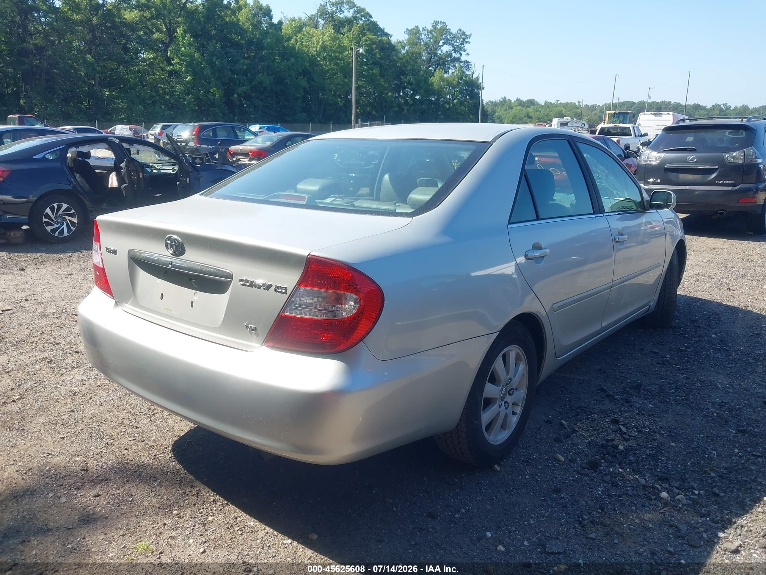 2004 Toyota Camry Xle V6 Silver vin: 4T1BF30K04U579883