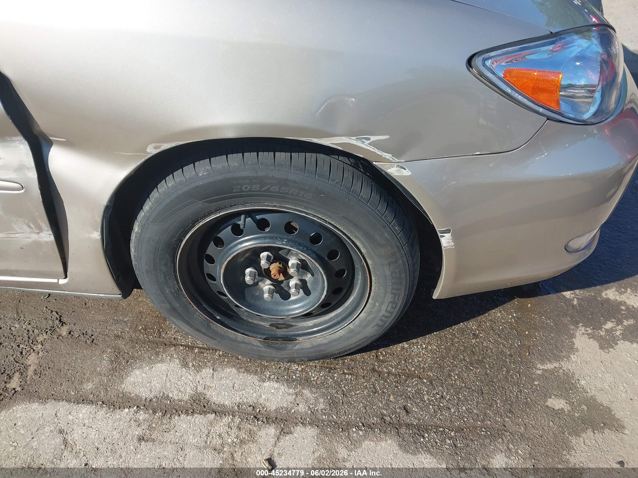 2004 Toyota Camry Xle V6 Золотой vin: 4T1BF30K04U582797