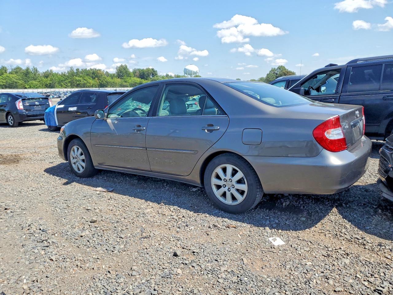 2004 Toyota Camry Xle V6 Gray vin: 4T1BF30K04U583609
