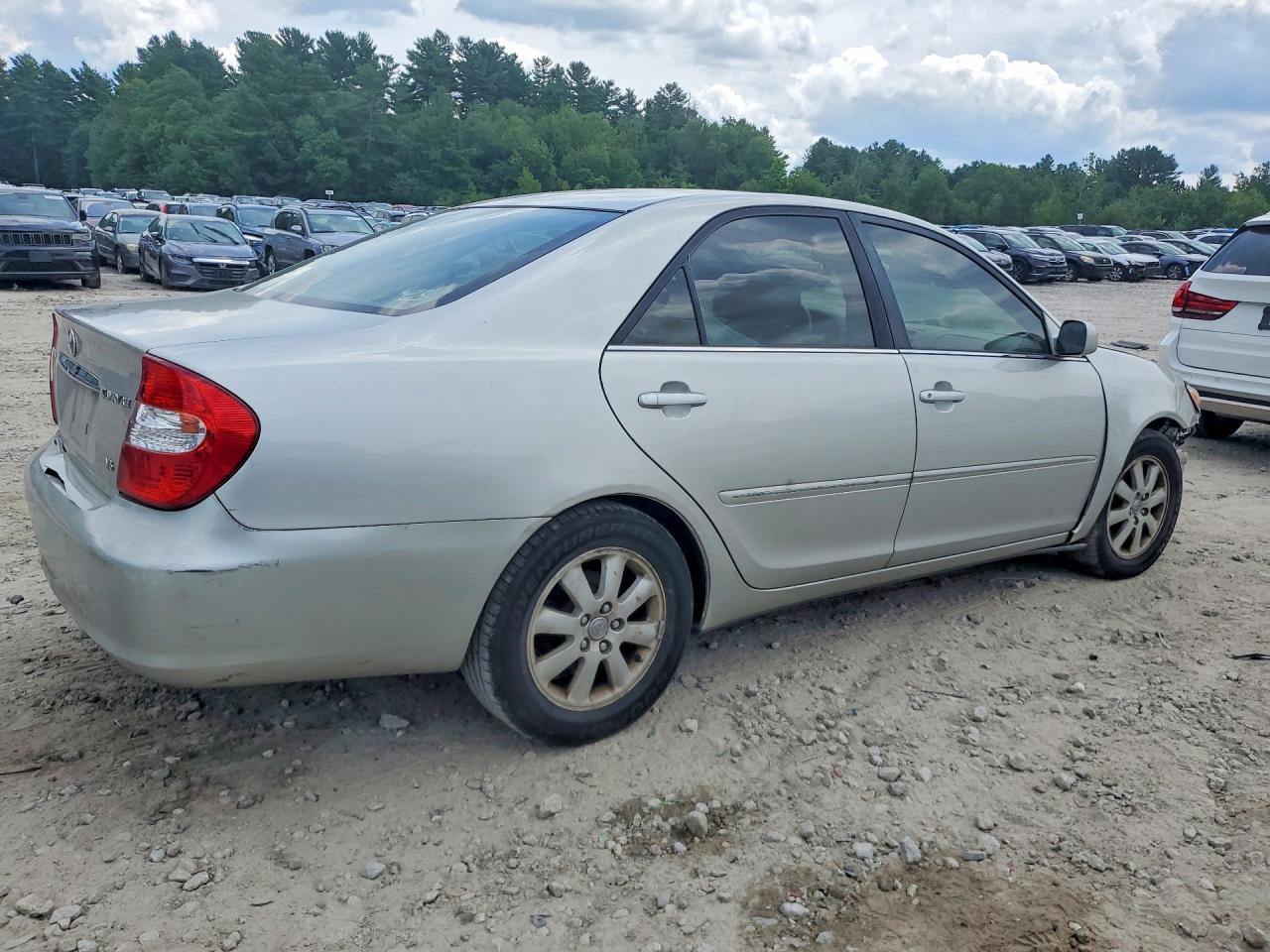 2004 Toyota Camry Xle V6 Silver vin: 4T1BF30K04U587580