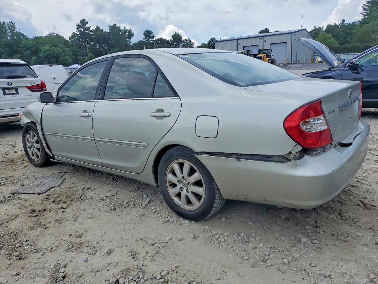 2004 Toyota Camry Xle V6 Silver vin: 4T1BF30K04U587580